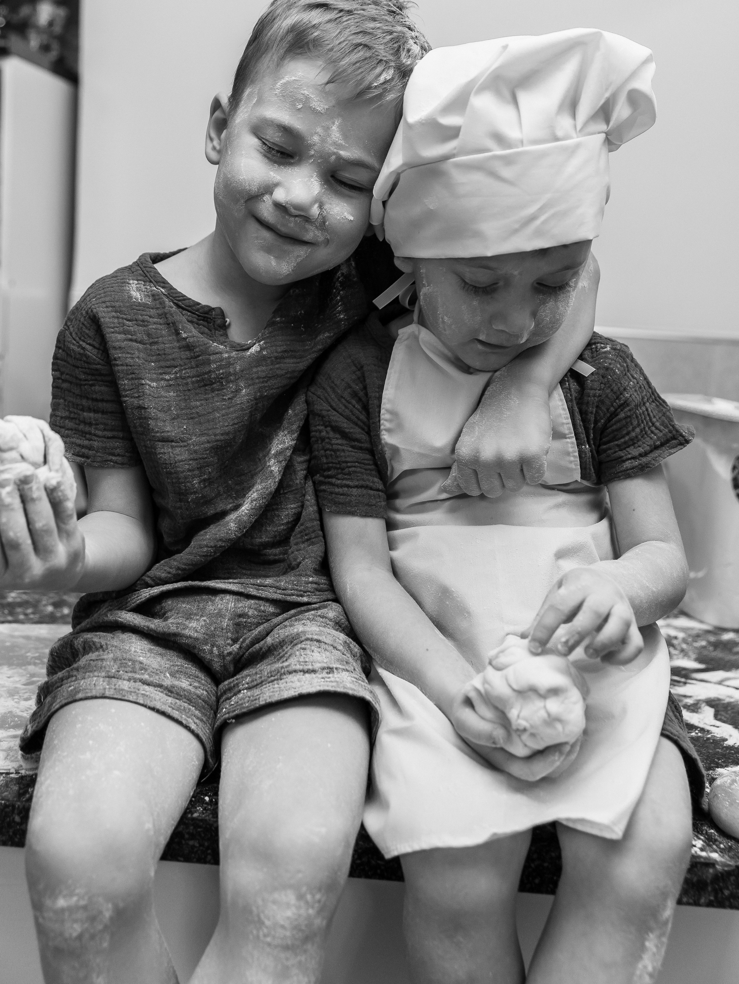 Бабушка и внуки пекут. Фотограф текстиля в Москве Ольга Иванова