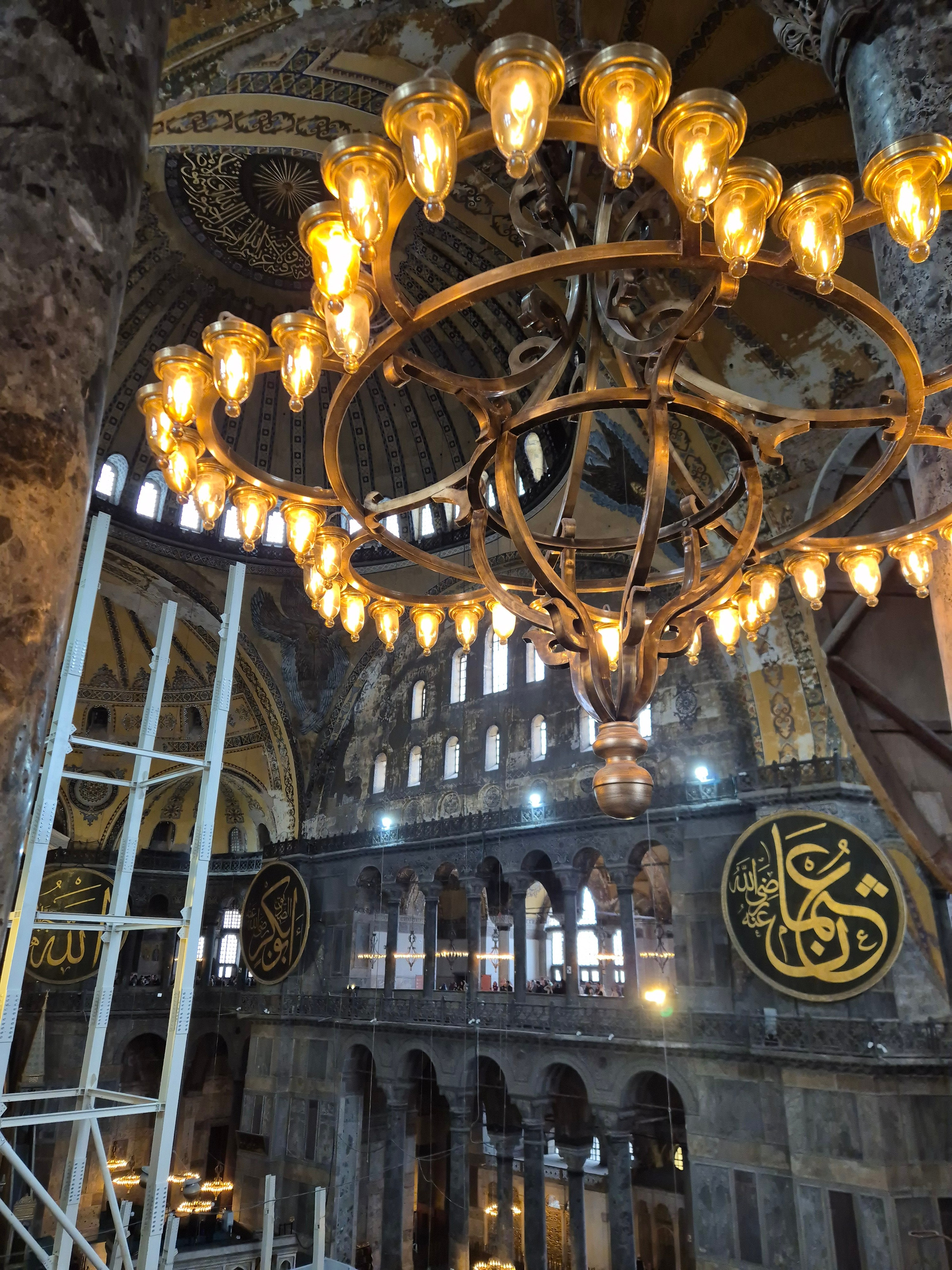 Айя-София из музея в 2020 г. снова стала мечетью (была музеем с 1935 г.)