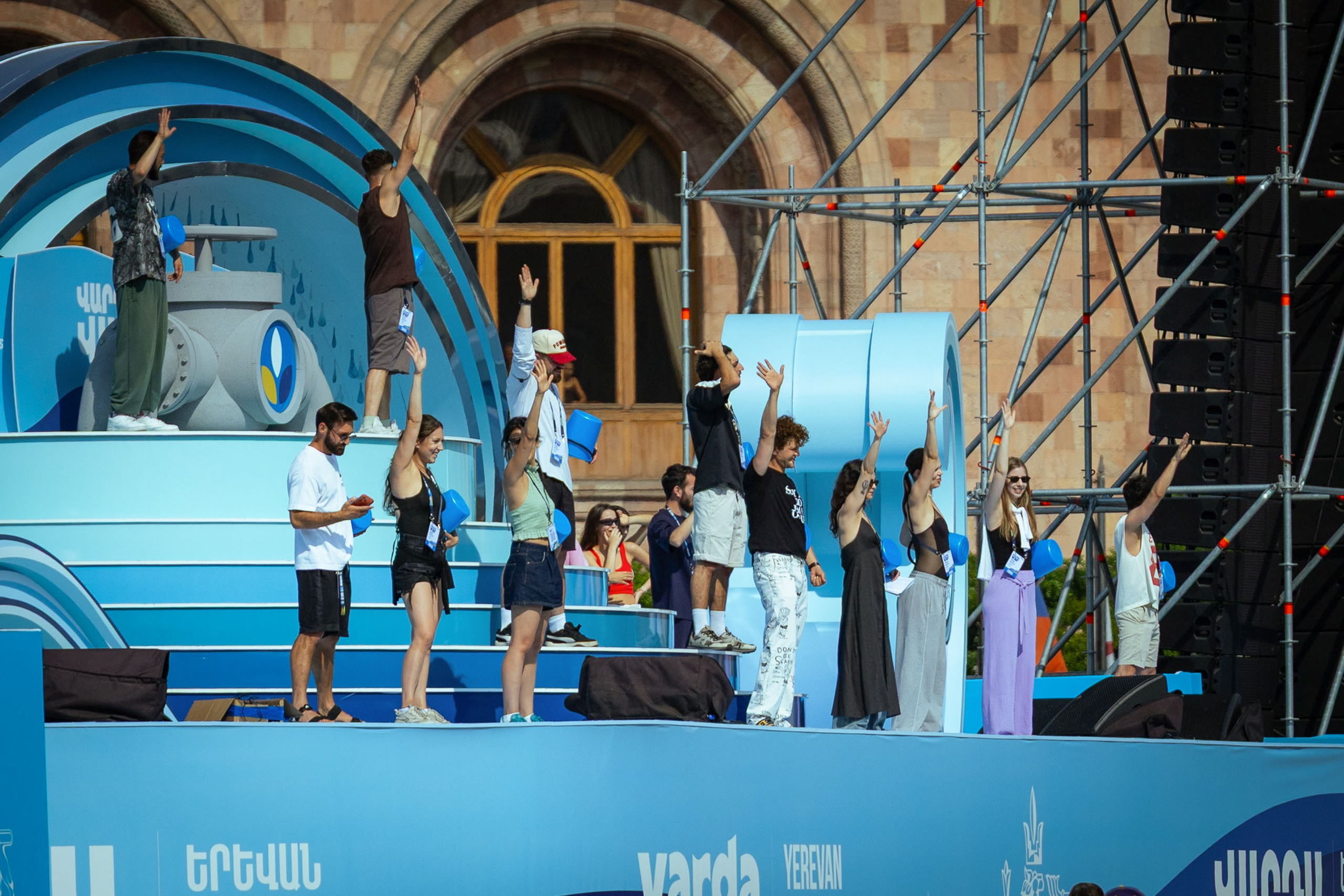 Праздник воды «Вардавар» [12/07/26]. Репортажный фотограф Виноградов Константин