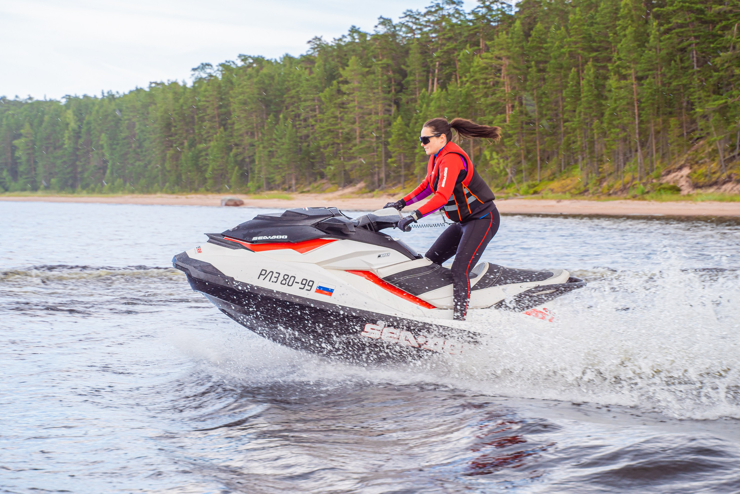 Гидровыезд в Коневский мужской монастырь. Свадебный, семейный, портретный, репортажный фотограф в Санкт-Петербурге
