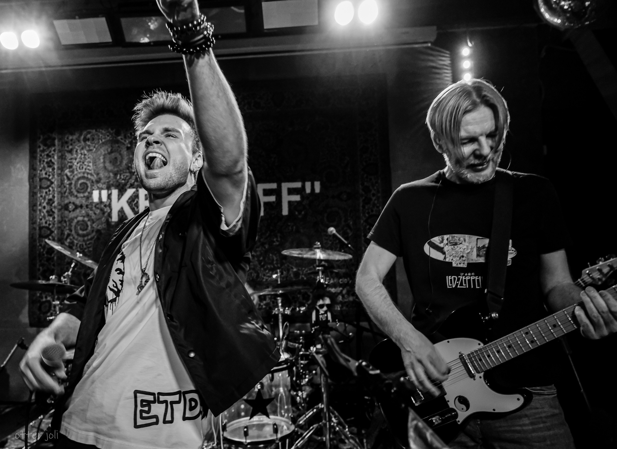 SNAKE 55 | ТехникаБезОпасности. Концертный репортёр Валерия Сафина