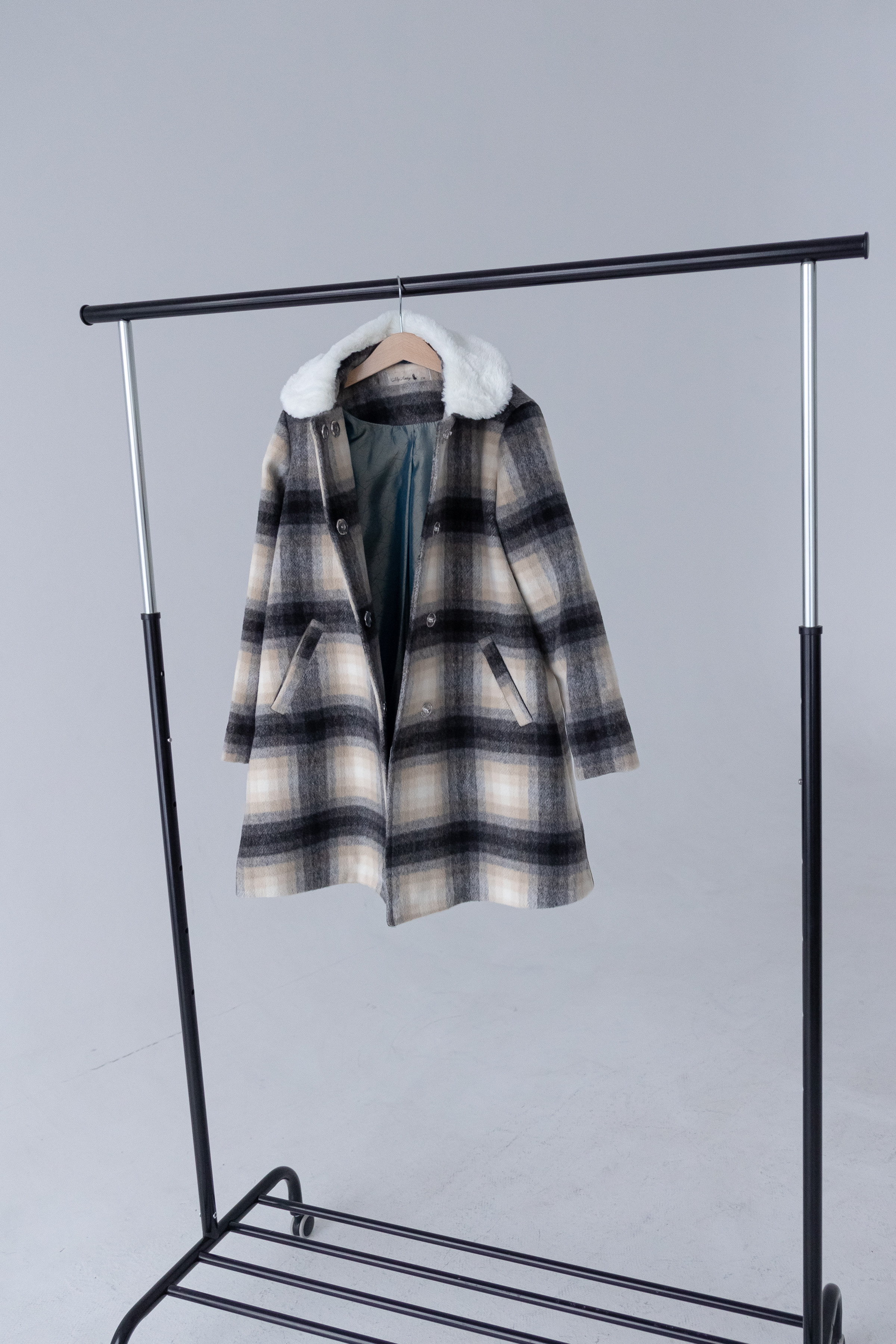 Контент съемка детская одежа Томский бренд MyAnya. Фотограф в Томске Юлия Постнова