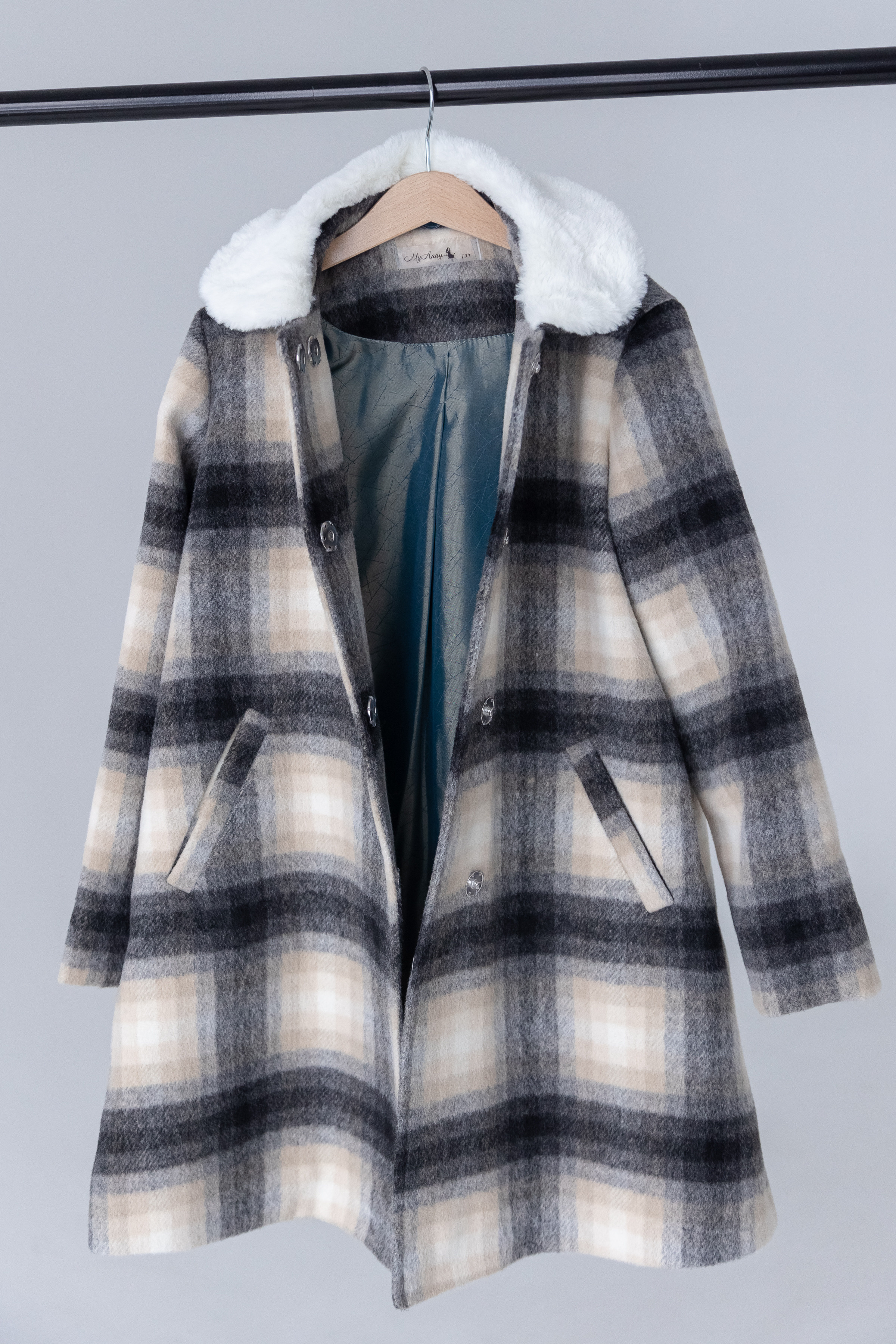 Контент съемка детская одежа Томский бренд MyAnya. Фотограф в Томске Юлия Постнова