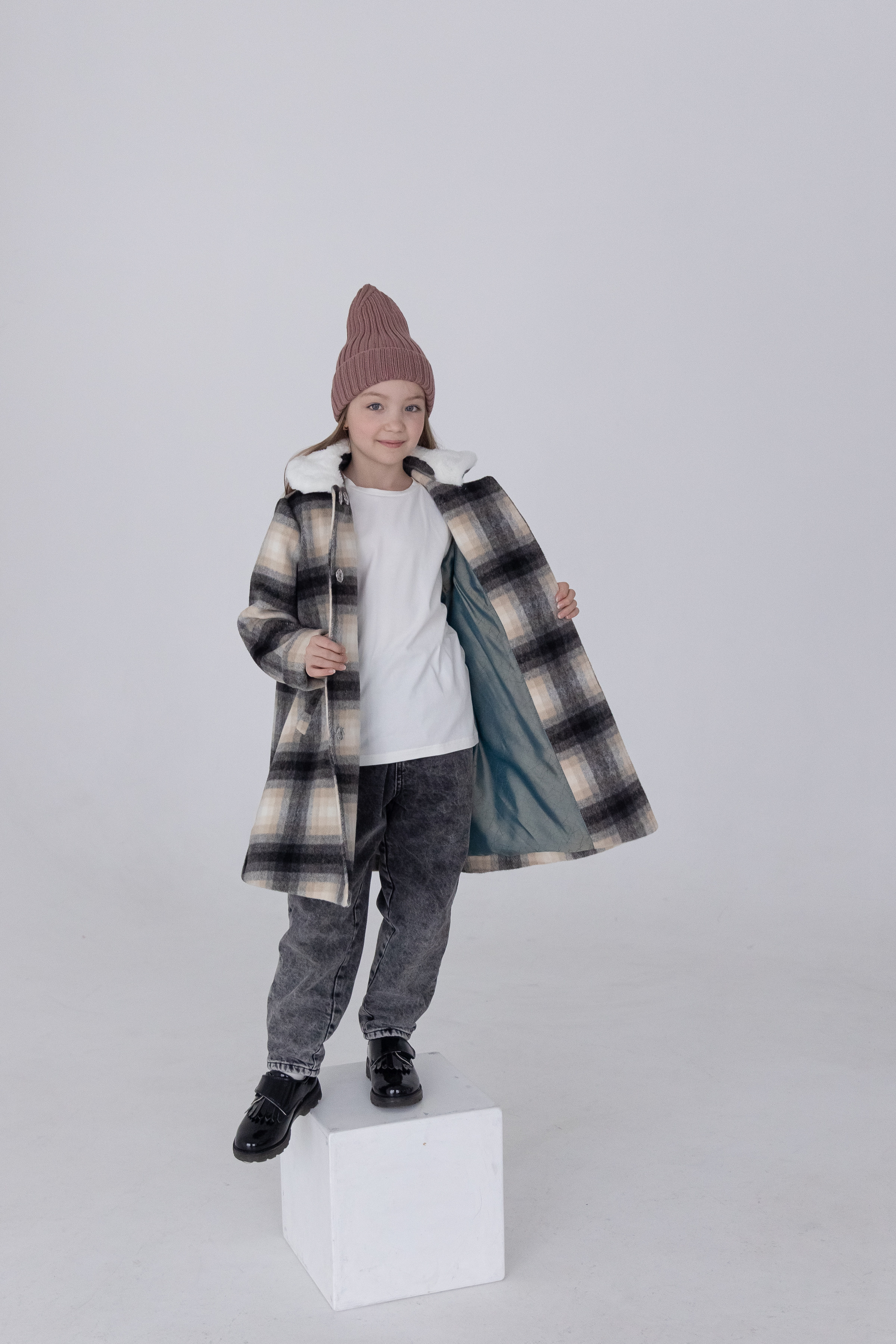 Контент съемка детская одежа Томский бренд MyAnya. Фотограф в Томске Юлия Постнова