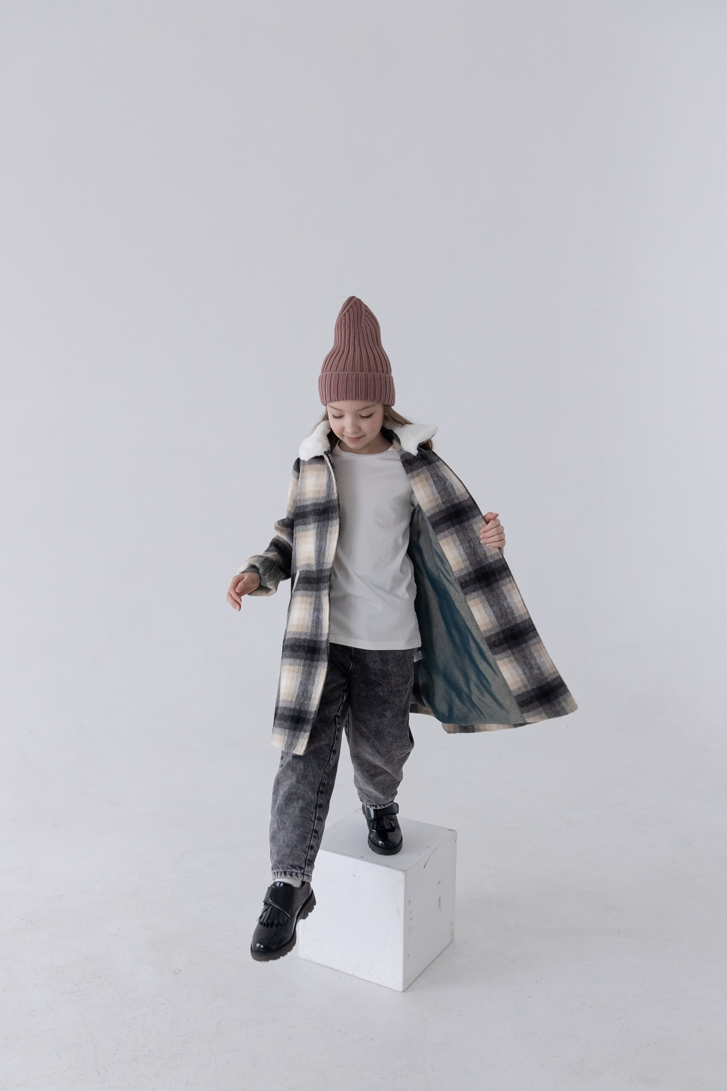 Контент съемка детская одежа Томский бренд MyAnya. Фотограф в Томске Юлия Постнова