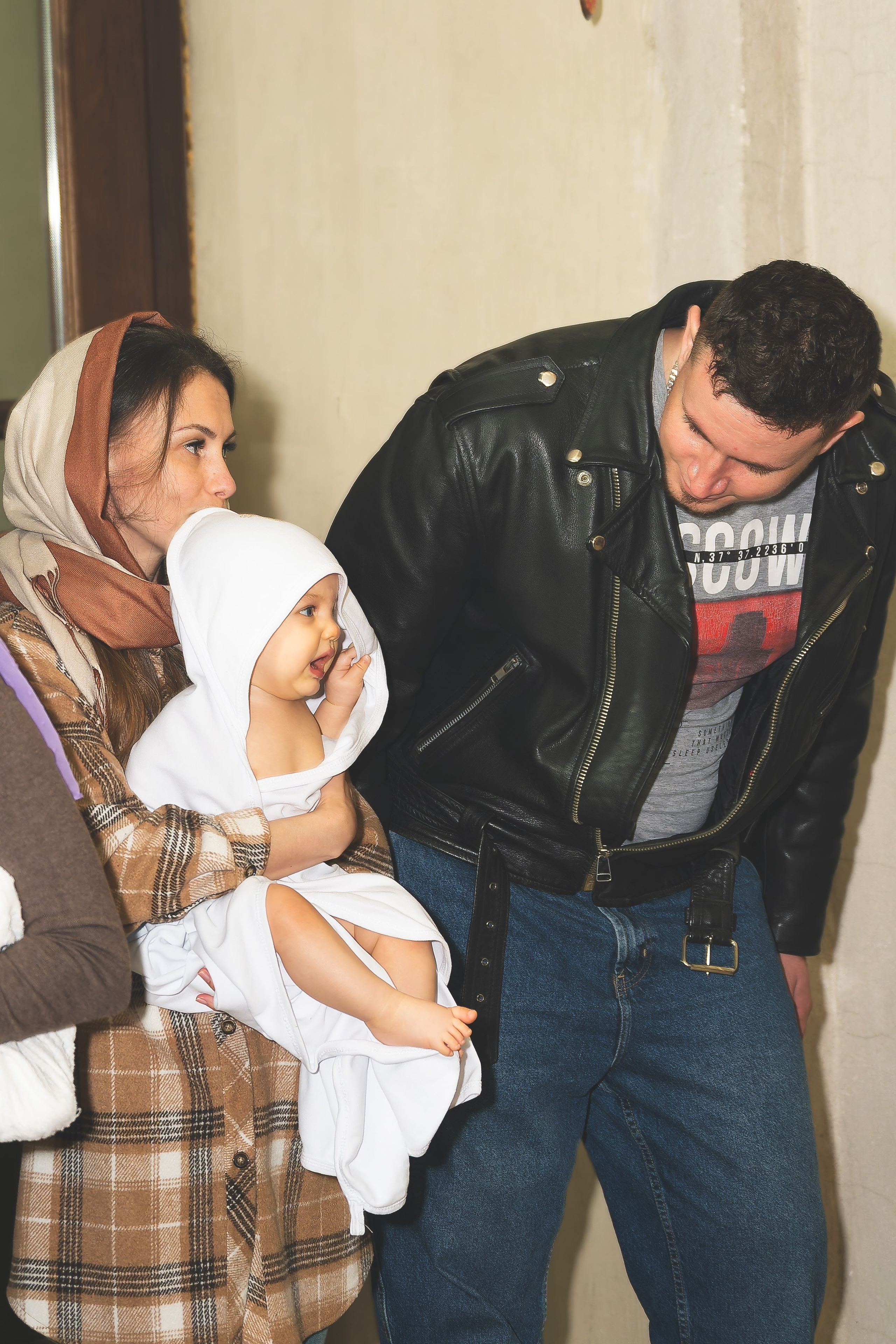 Крещение Ксении в храме Рождества Пресвятой Богородицы д. Щербинино. Фотограф Евгений Егоров