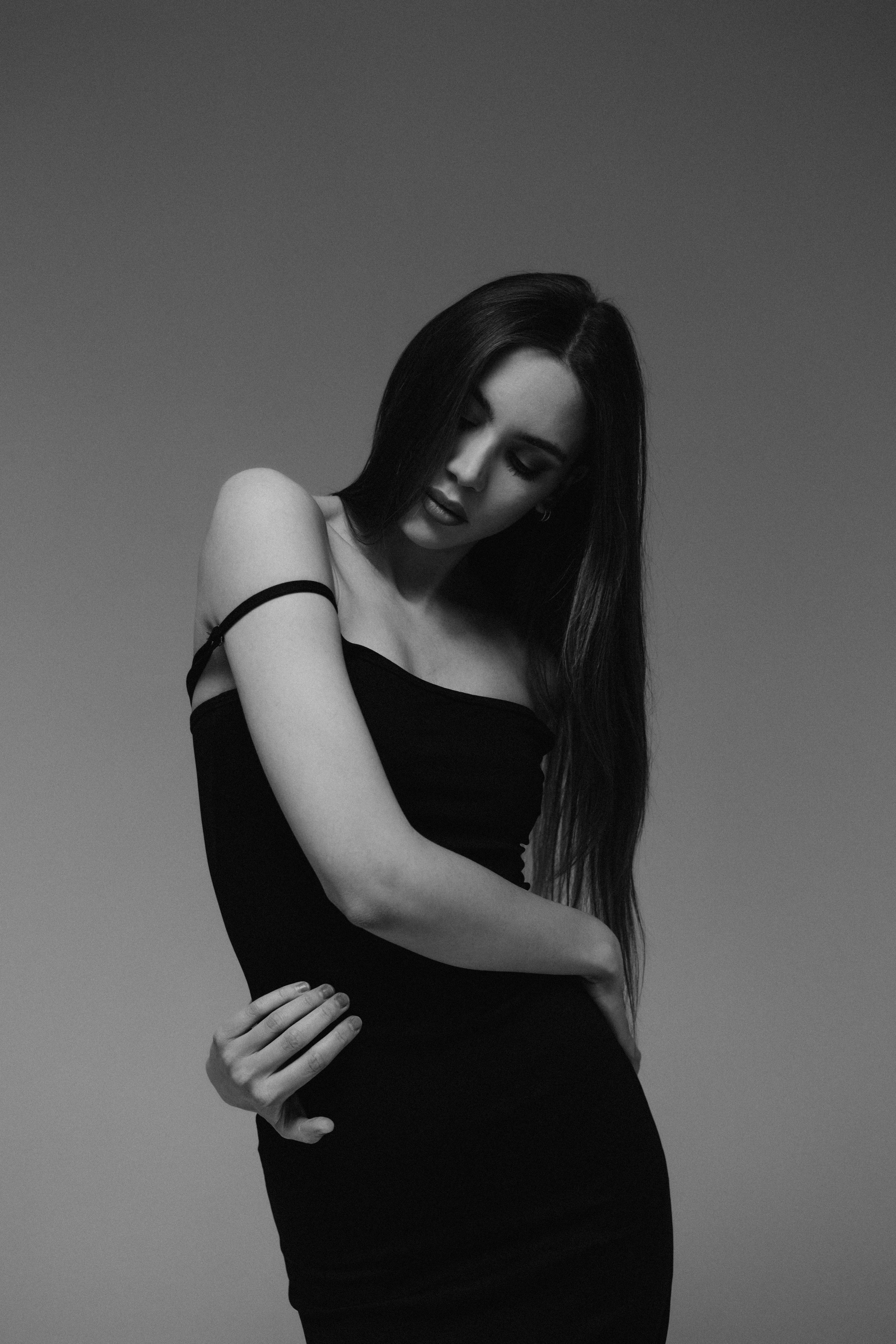 Виктория | фотосессия на циклораме. Портретный фотограф Москва