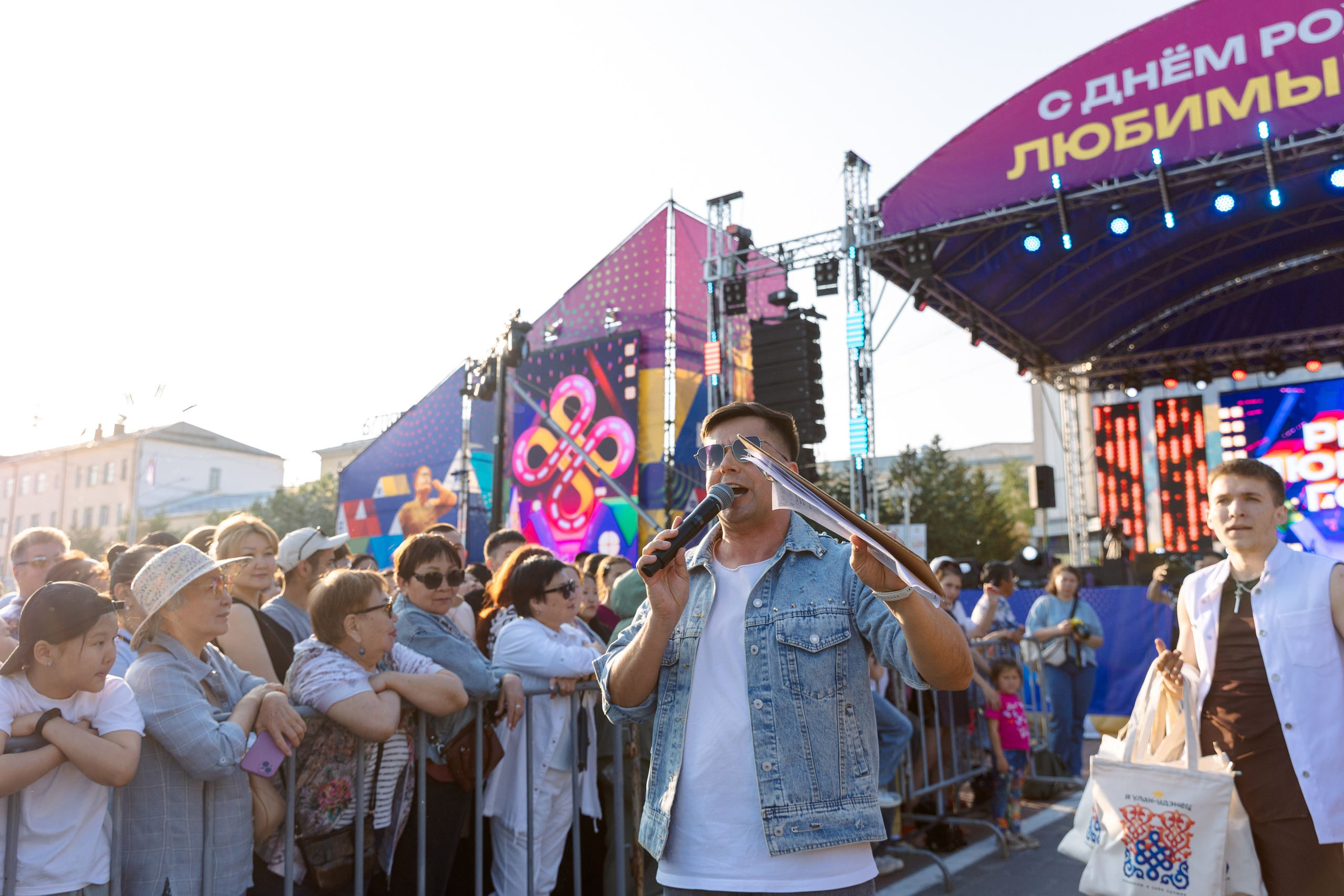 Фестивали и концерты. Ведущий мероприятий Владимир Петренко