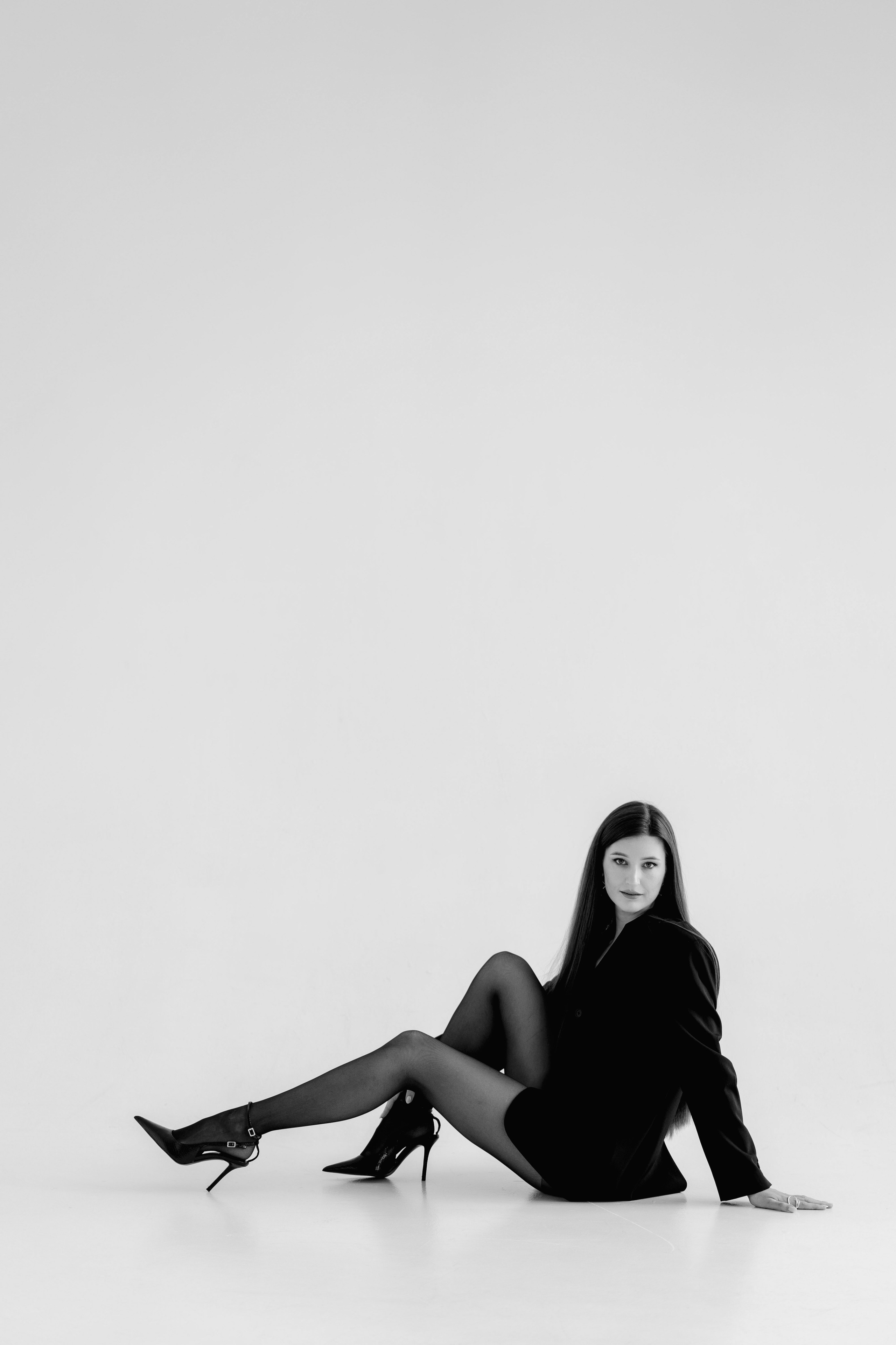 Женские портреты в студии. Портреты студия Москва. Модельные тесты. Lovestory студия в Москве. Женсий фотограф