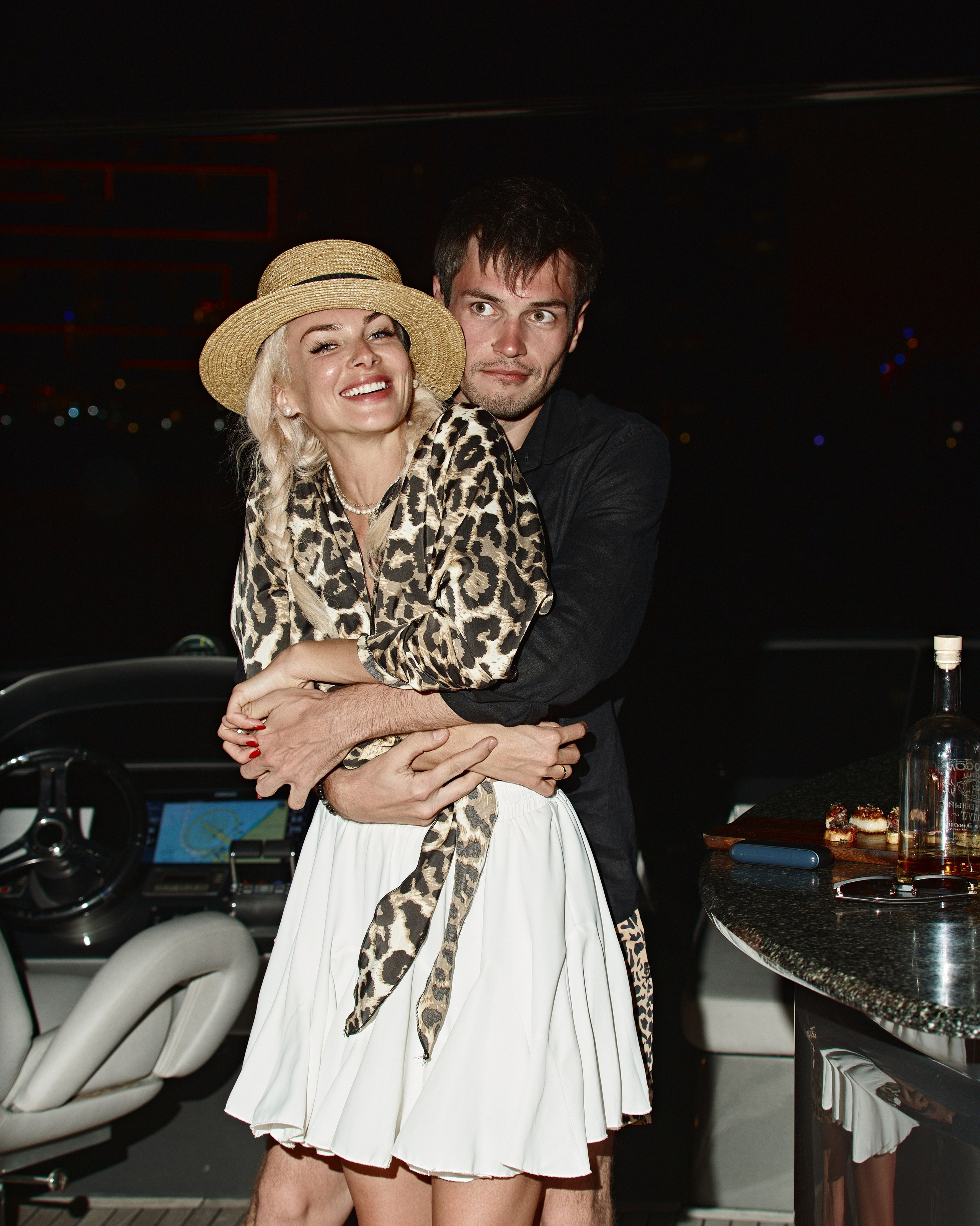 PAVEL DEREVYANKO. NOIZOMAX Художественный фотограф в Дубай