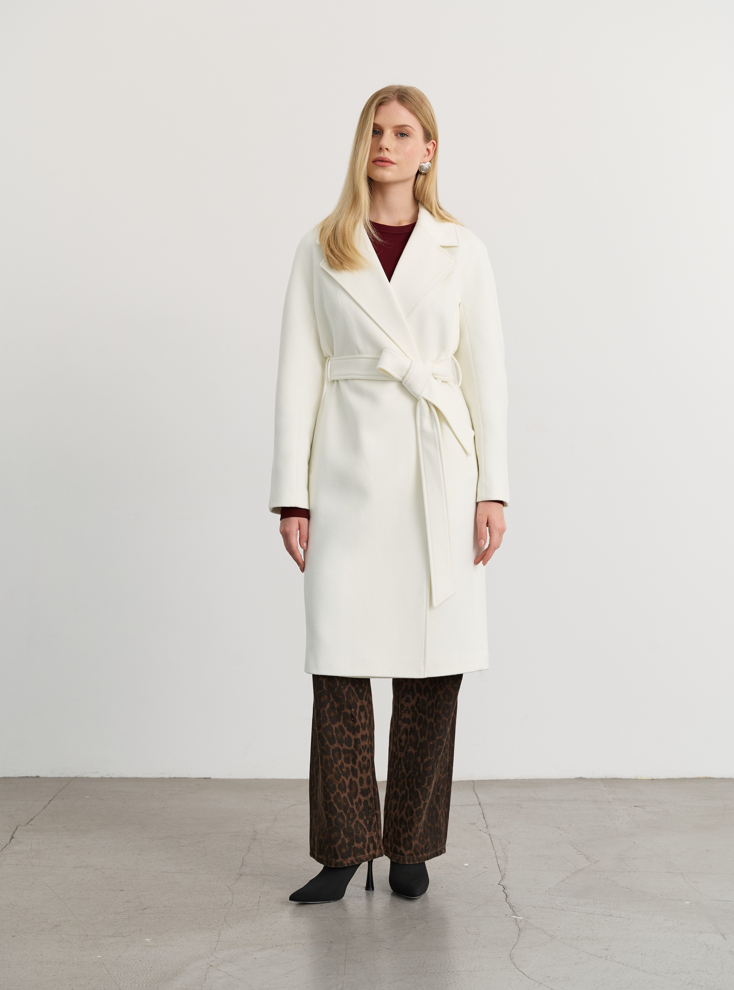 Каталог для бренда верхней одежды Sheily. Fashion фотограф в Москве Ксения Чупрунова