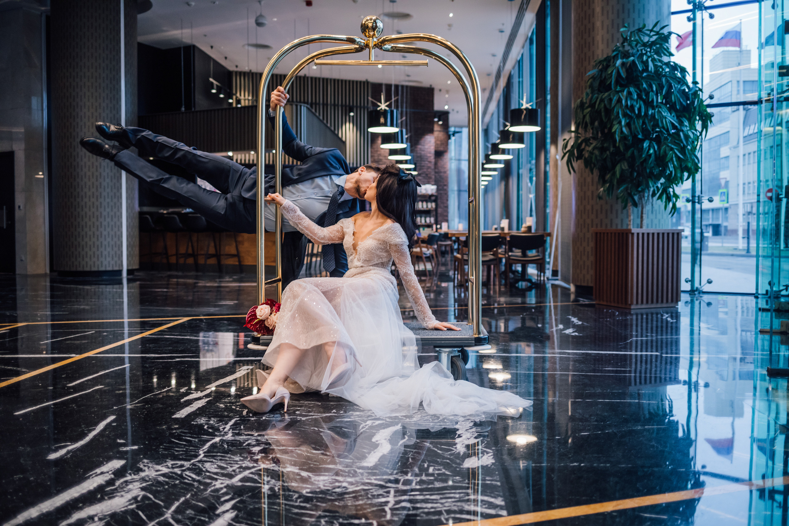 Тая и Сергей. Radisson Blu Olympiyskiy. Свадебный и семейный фотограф в Москве Евгения Лисина