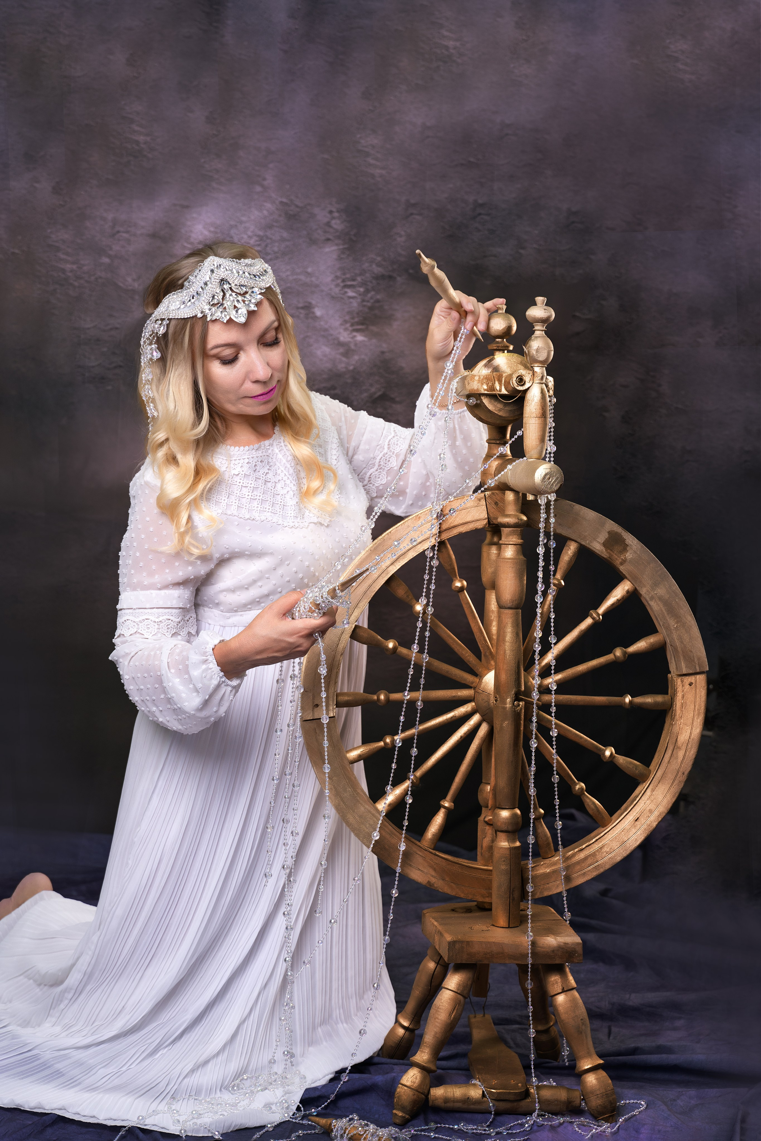 Вплетая лунный свет. Главная