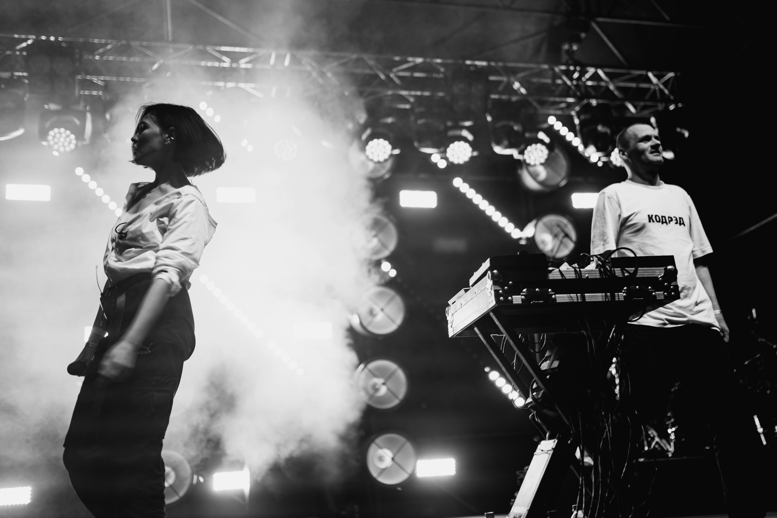 Концерт АИГЕЛ и Zventa Sventana. Евгений Бреча. Коммерческий и бэкстейдж фотограф в Москве