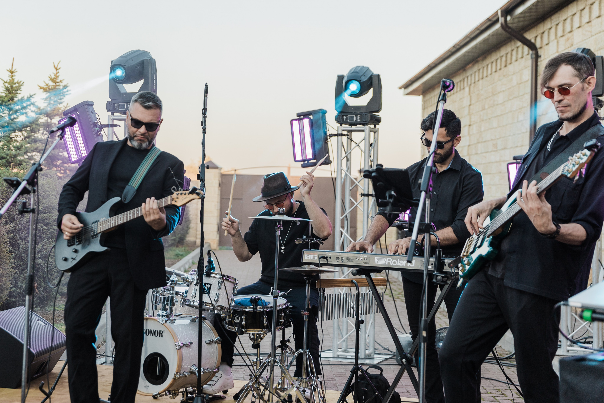 Кавер-группа на свадьбу, корпоратив, бизнес-мероприятие|Краснодар, Ростов, Сочи, Крым