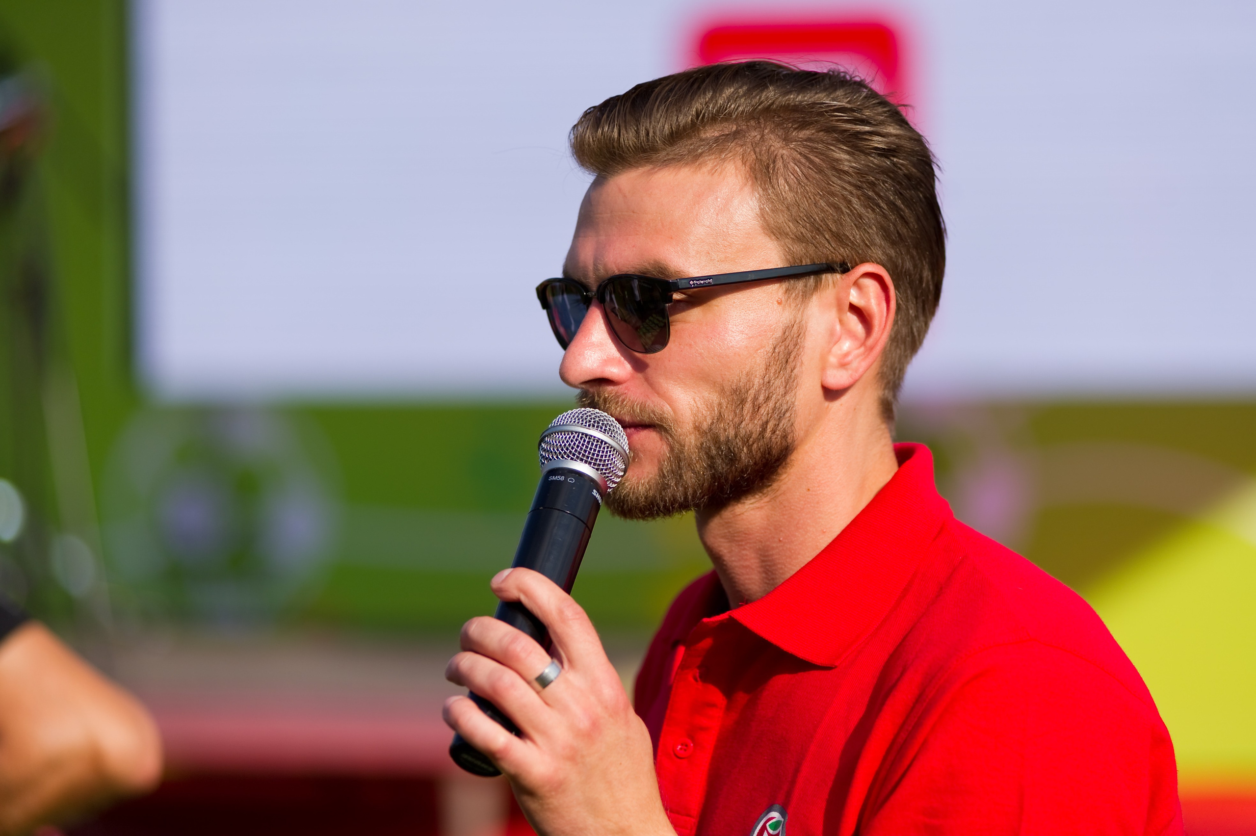 Турбофутбол (корпоративное соревнование «Пятерочки»). Репортажный фотограф и видеограф Слава Думчев. Тимбилдинги, отчетники, корпоративы