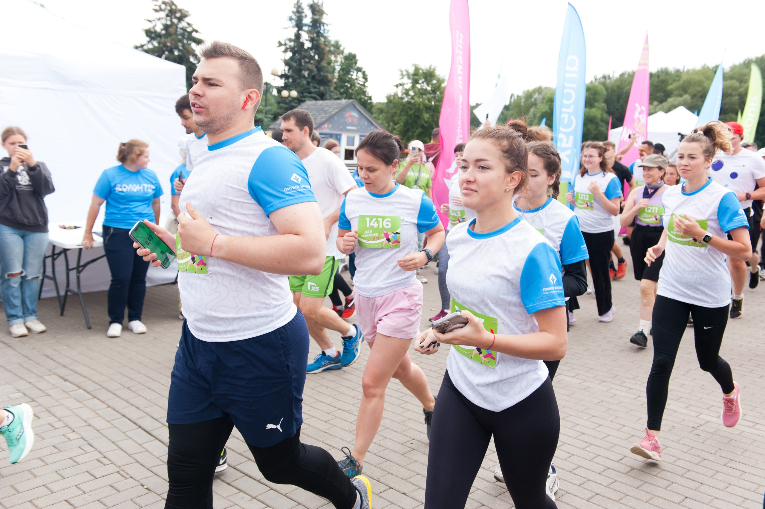 Корпоративное. Забег X5 Retail Group. Репортажный фотограф и видеограф Слава Думчев. Тимбилдинги, отчетники, корпоративы
