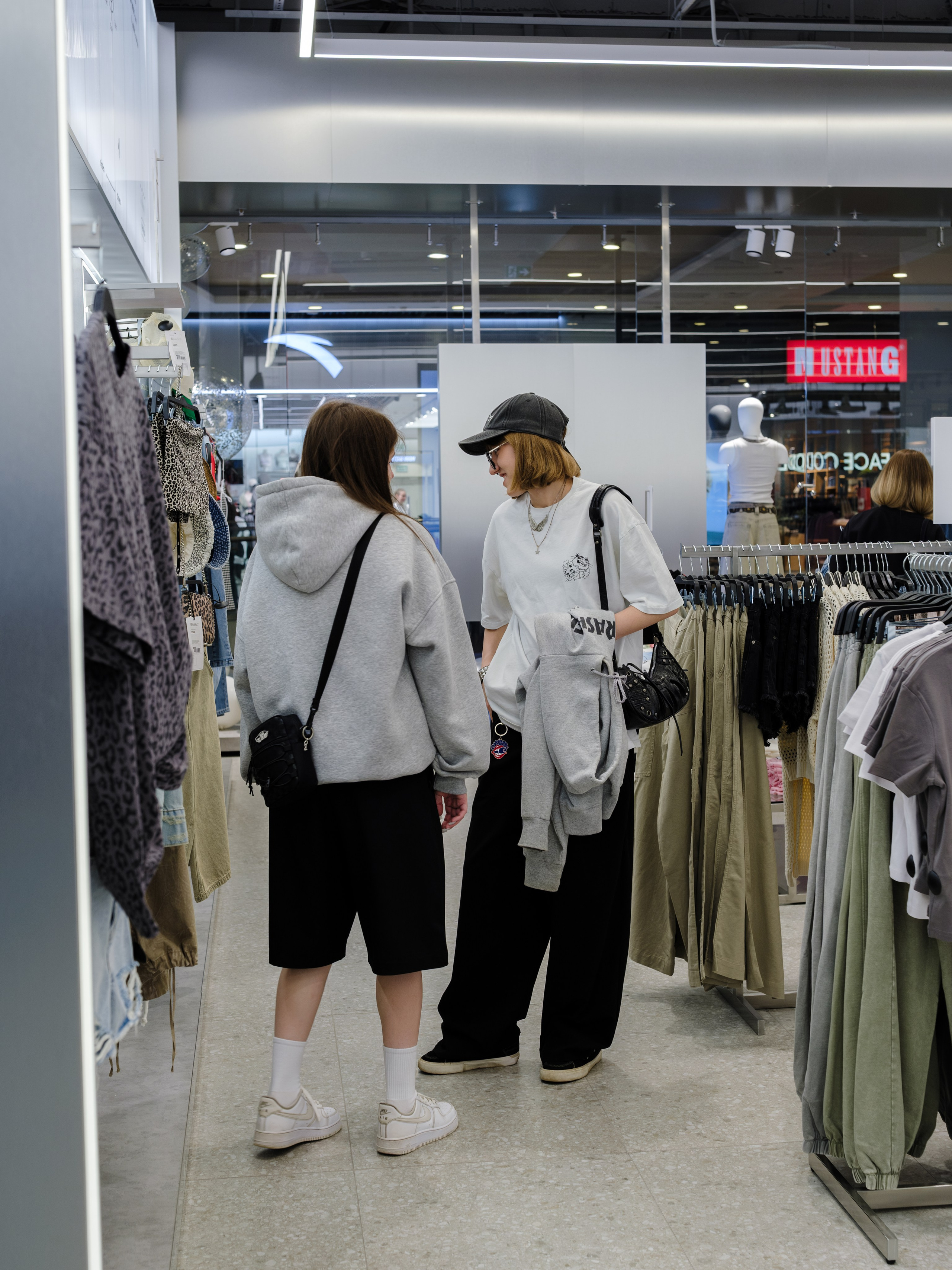 Открытие FACECODE. Репортажный и портретный фотограф в Москве Илья Спиридонов