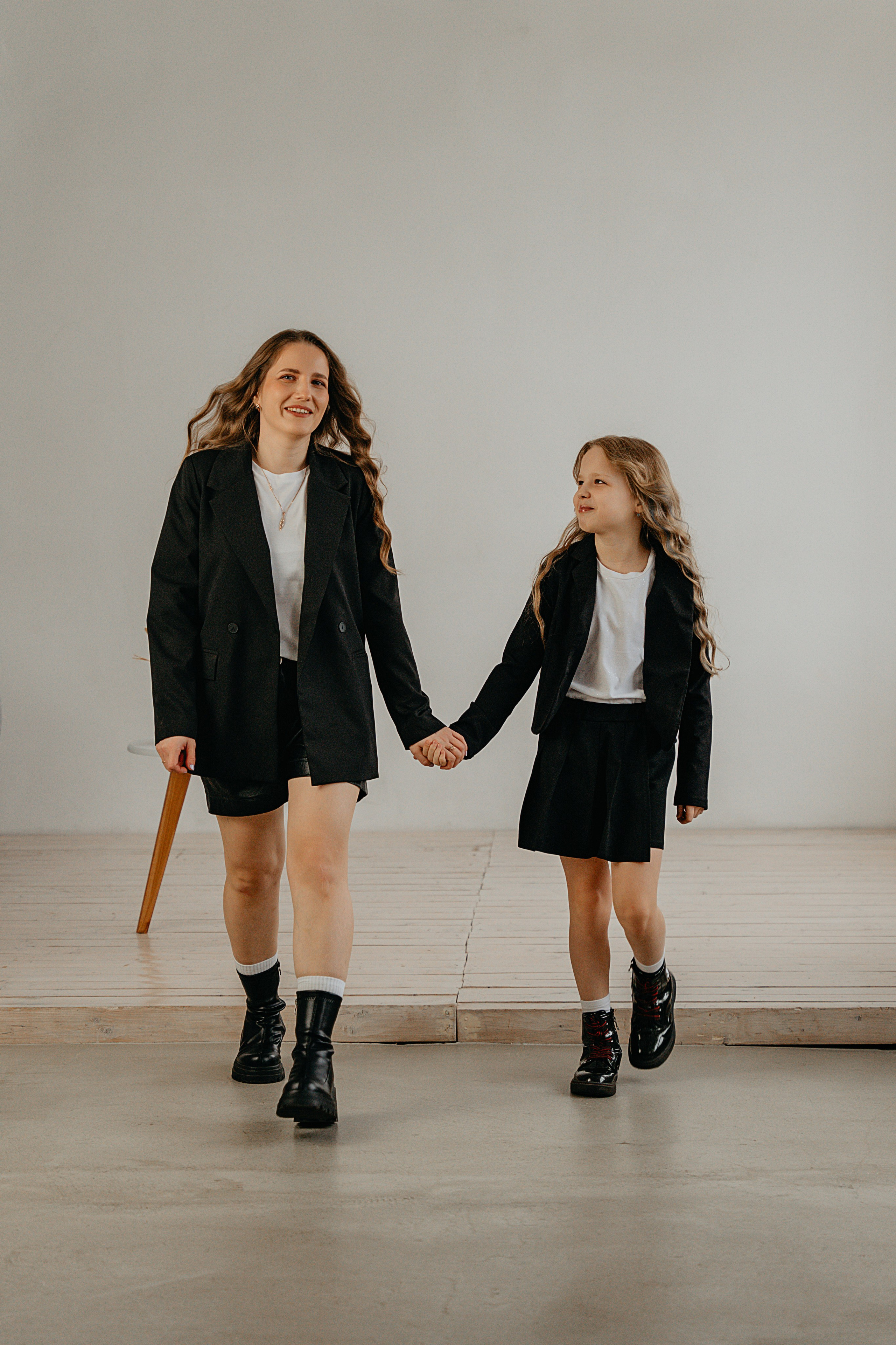 Мама и дочь и никого нет ближе нас