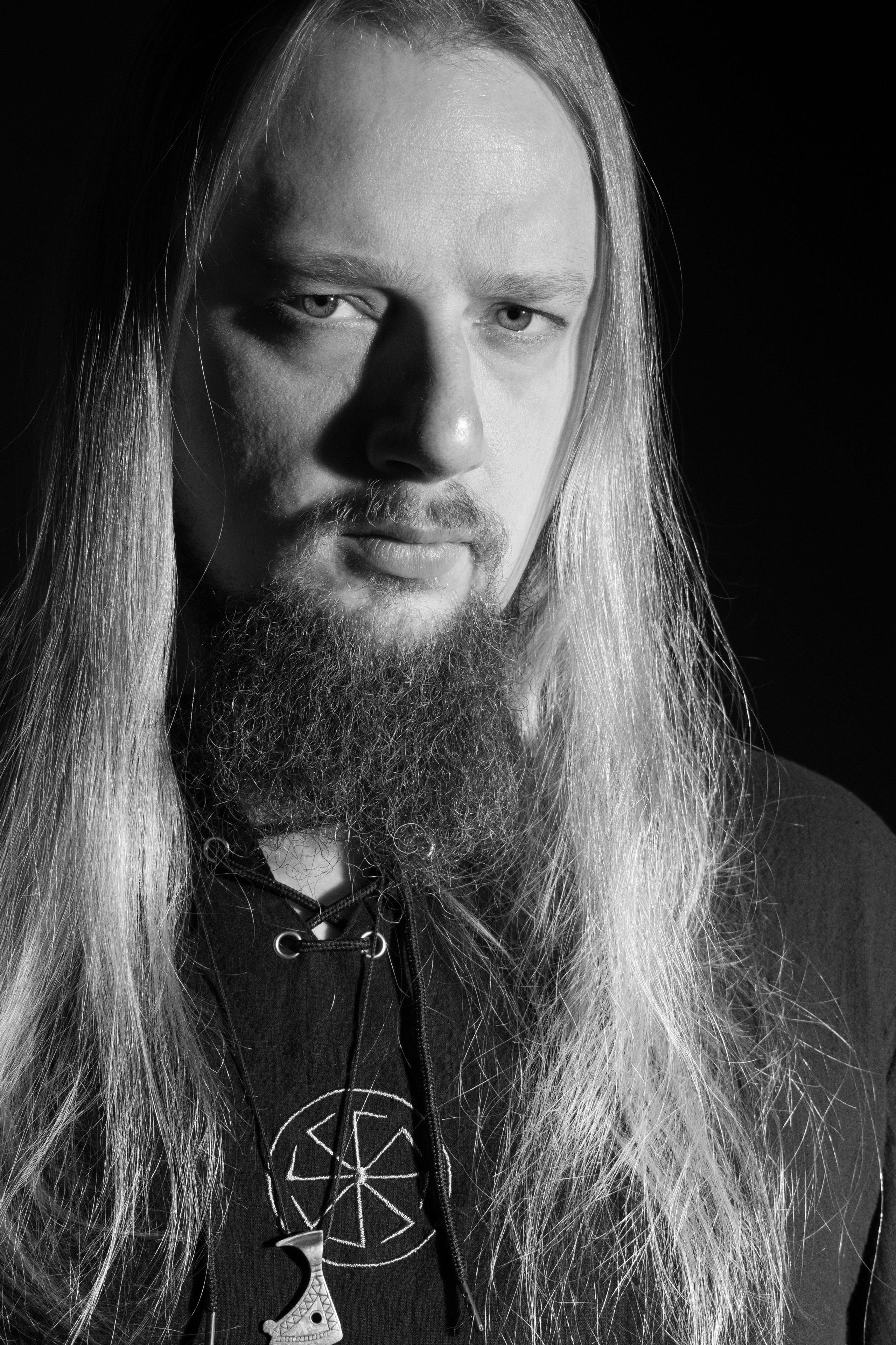 Сяргей. Мужской портрет, женский портрет, смелые образы (Минск, Беларусь)