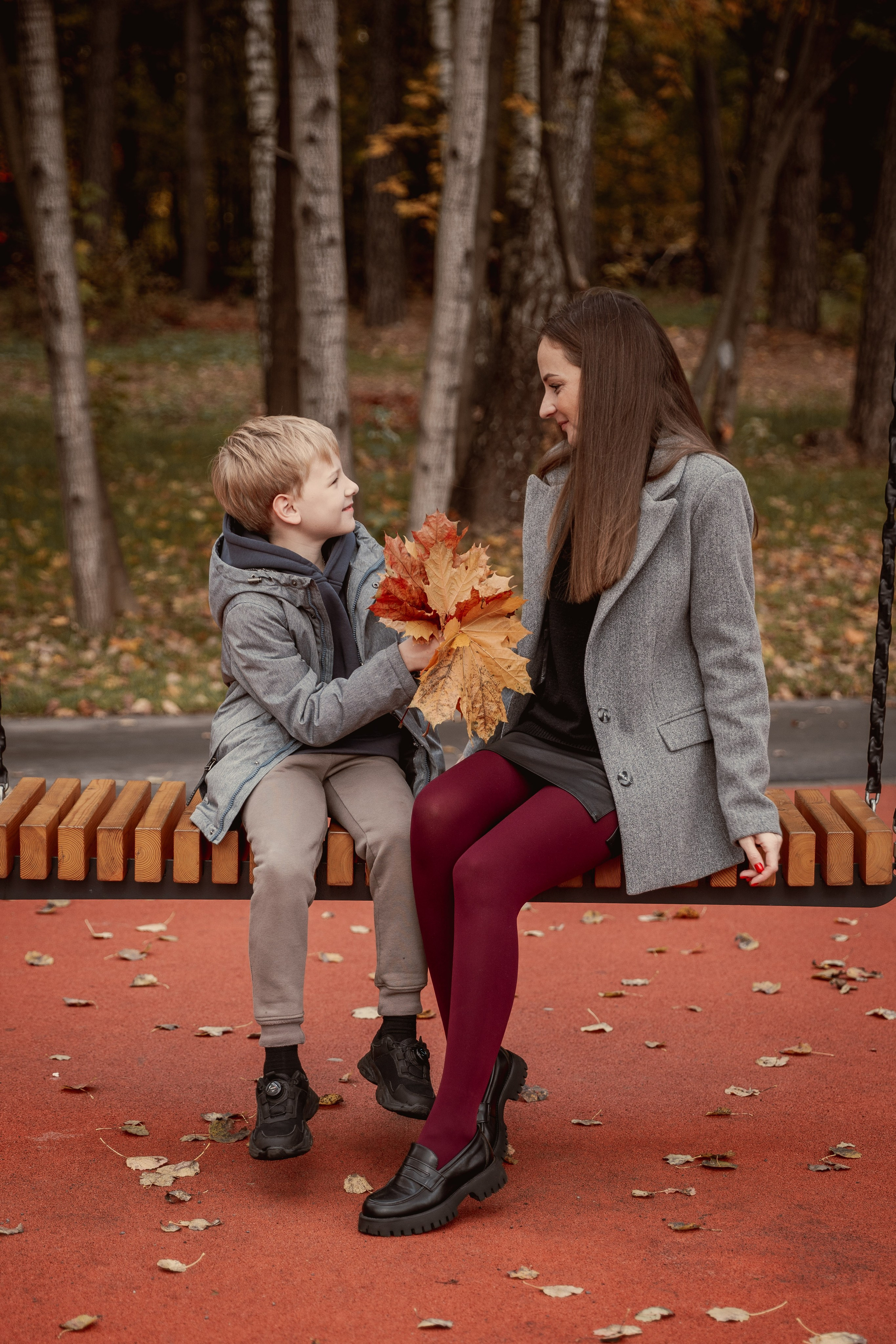 Осенняя прогулка с сыном. Индивидуальный и семейный фотограф Ирина Москвичёва