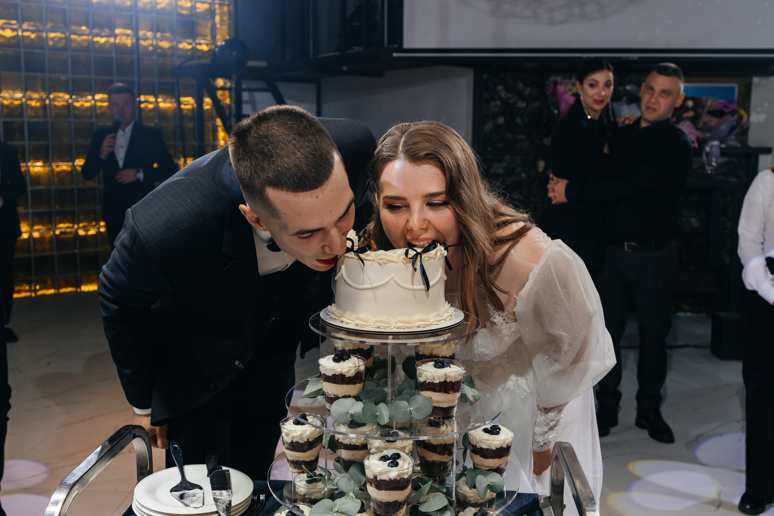 Романтическая фотосессия в исторической усадьбе. Олег Сверчков | Свадебный фотограф Вологда