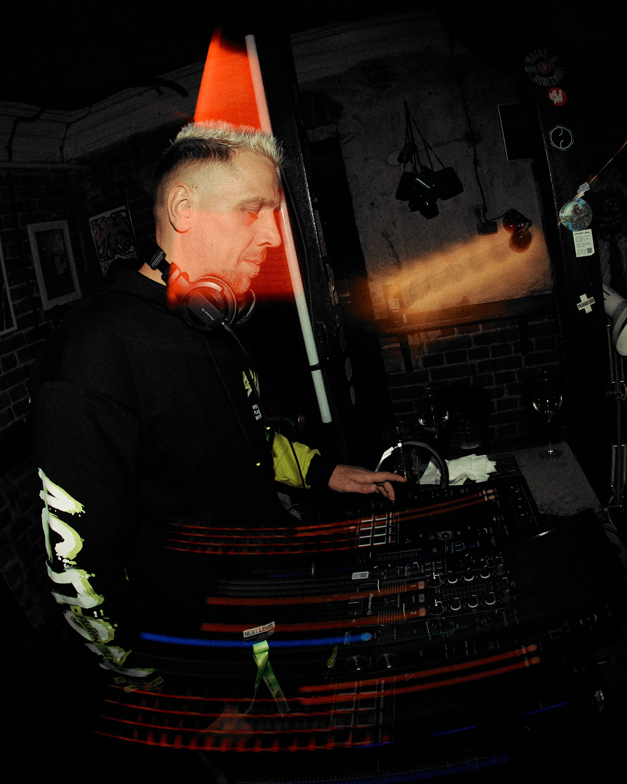 Opposite / Ставников. Фотограф из Первоуральска Роман Заиченко