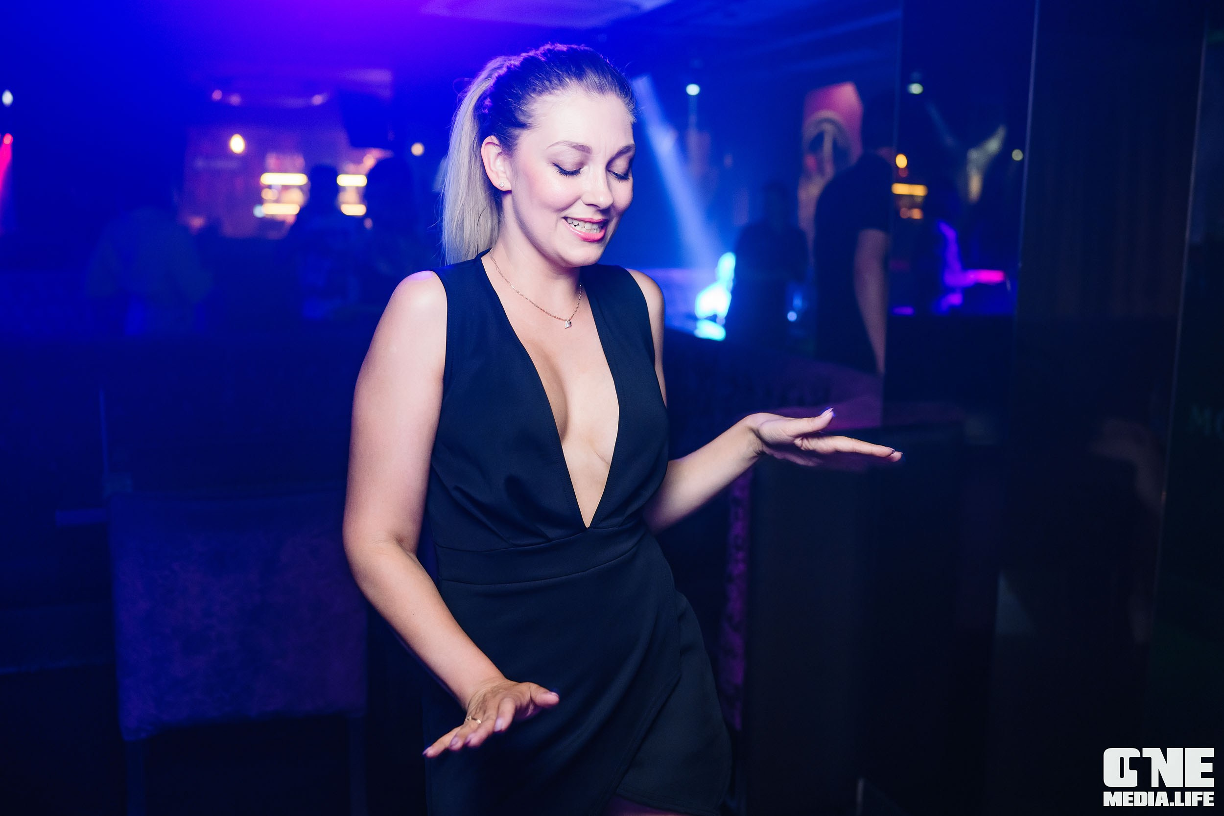 Фоторепортаж из караоке-клуба Эйфория. One Media Life: фоторепортажи, фотоотчеты с мероприятий и заведений