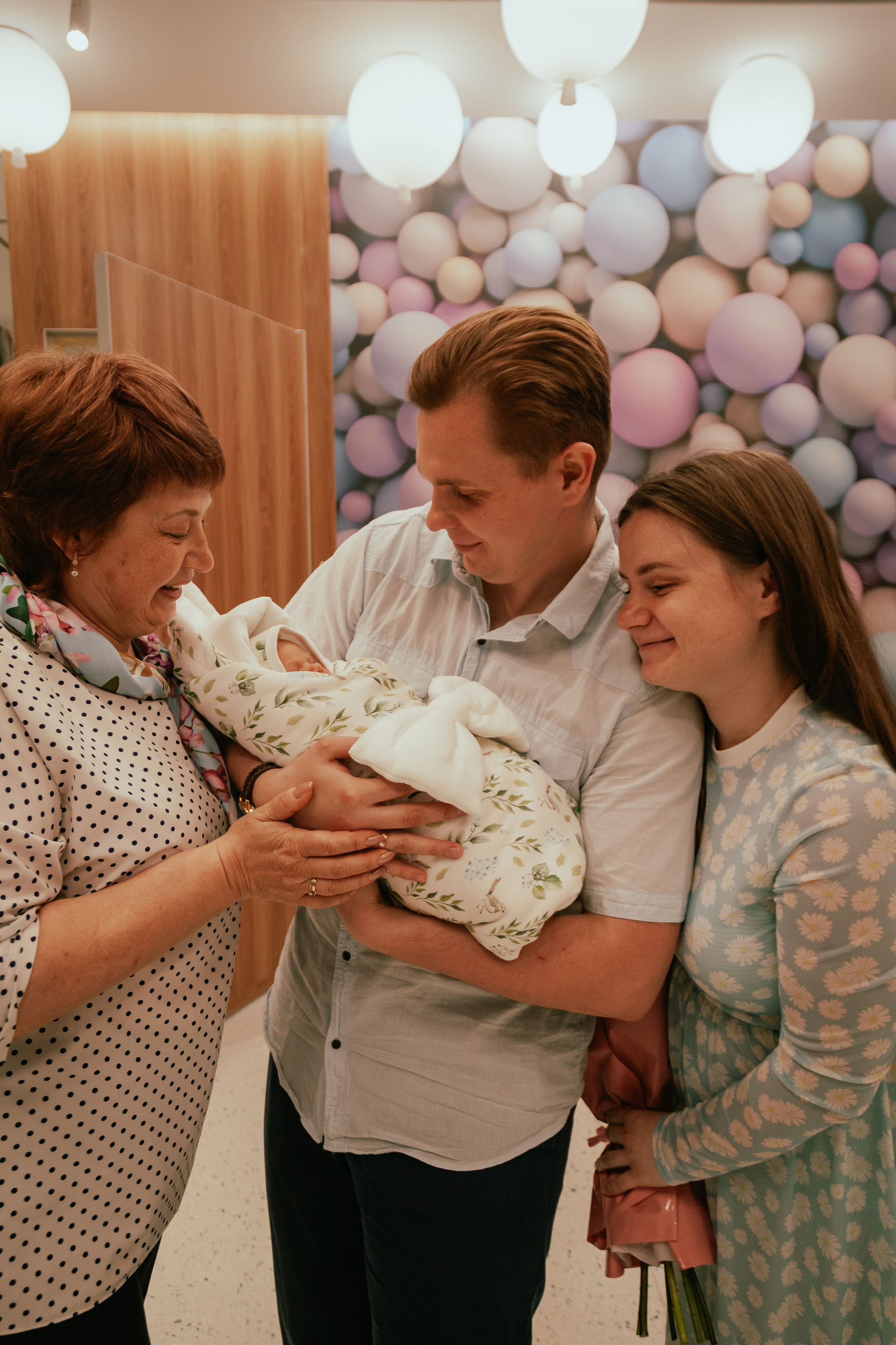 Выписка. Рита и Дима. 04.06.2025. Профессиональное фото в Казани: от идеи до результата. Фотограф Яна Мур