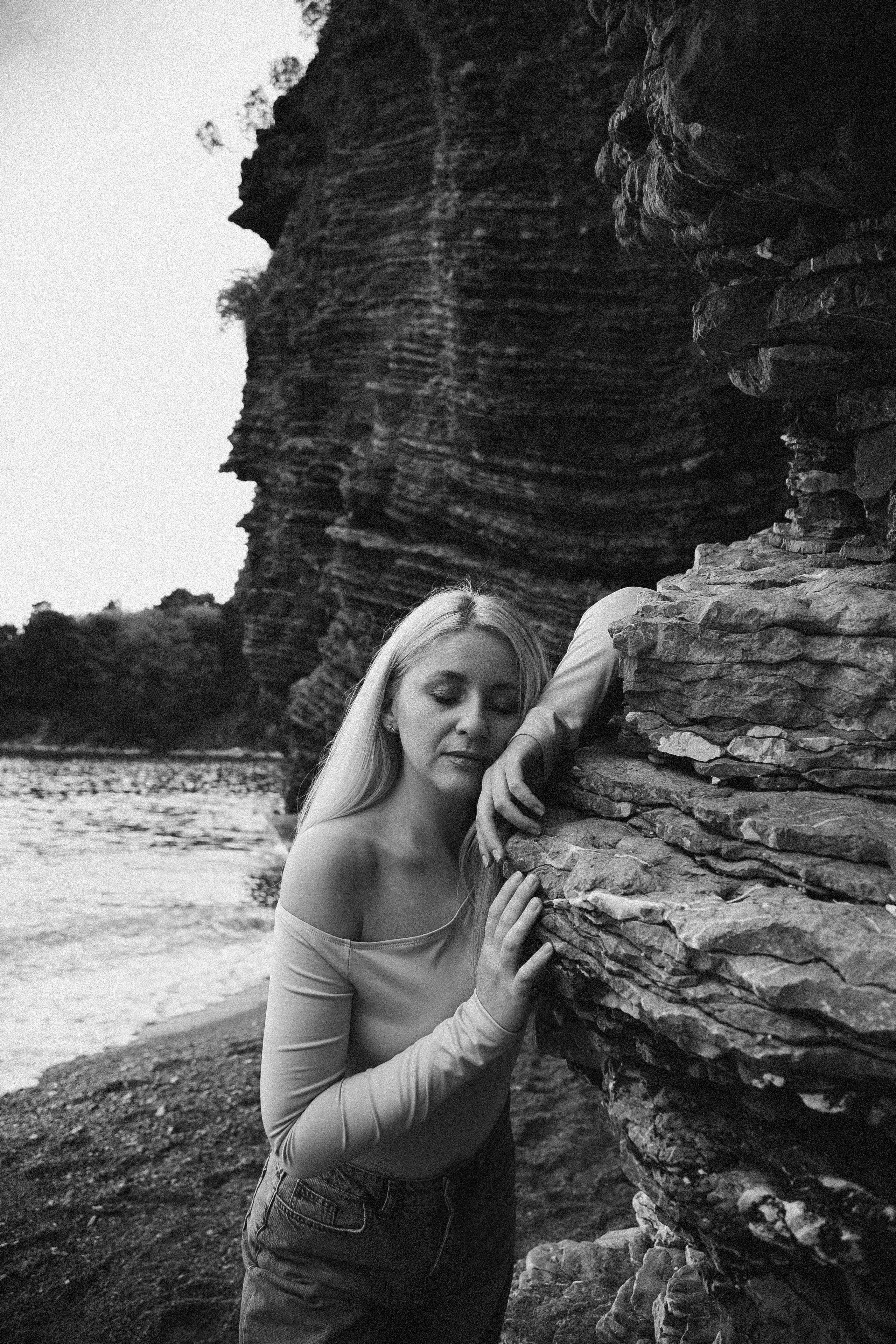 Женская фотосессия на море в Черногории. Семейный и свадебный фотограф в Черногории Татьяна Белякова