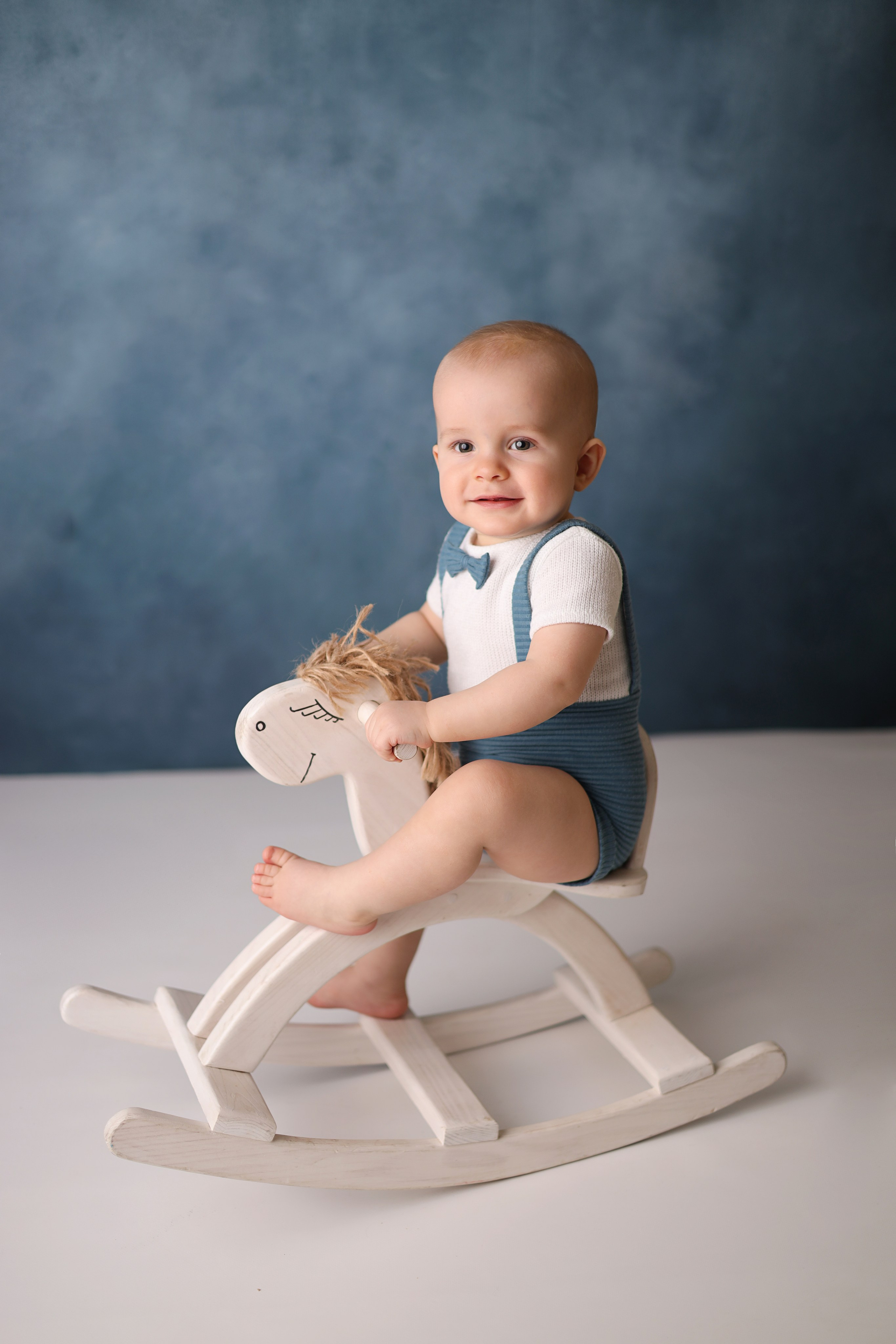 Максиму 11 месяцев. Фотограф новорожденных Москва. Ньюборн фотограф Москва