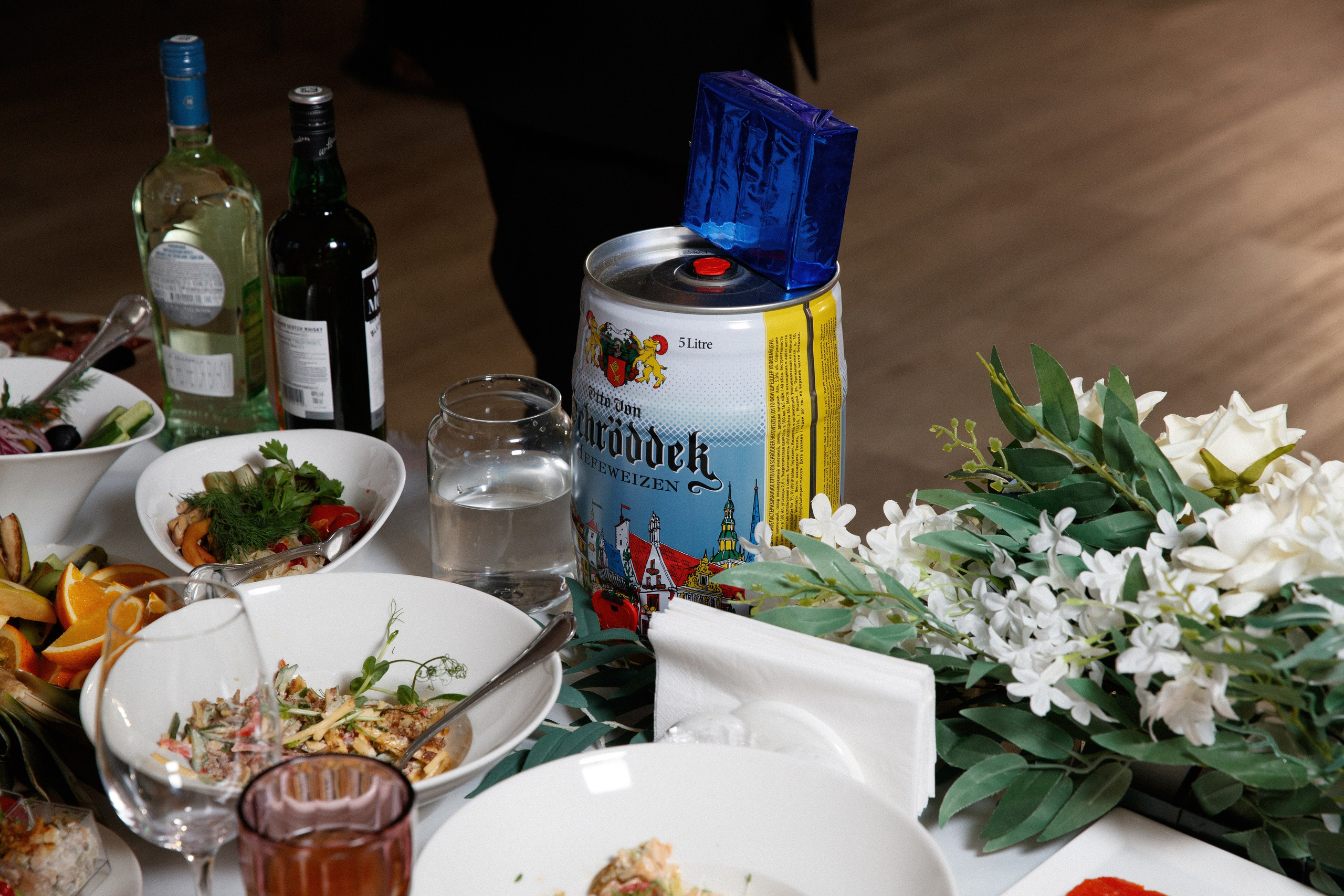 Vlad & Nadya (Saint-Petersburg, Russia). Destination wedding photographer Peter Letu