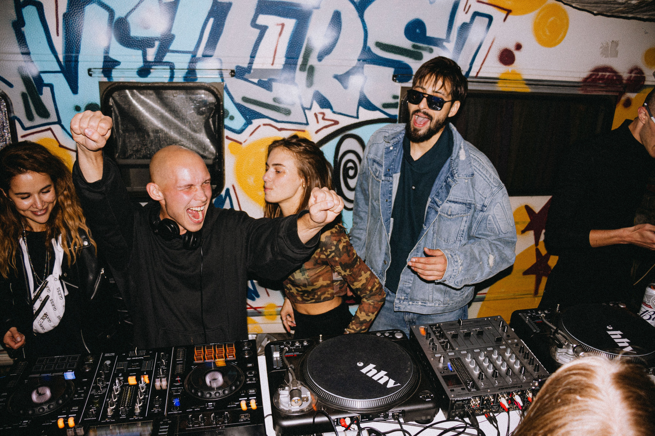 Тусовки. Фотограф Егор Огородов