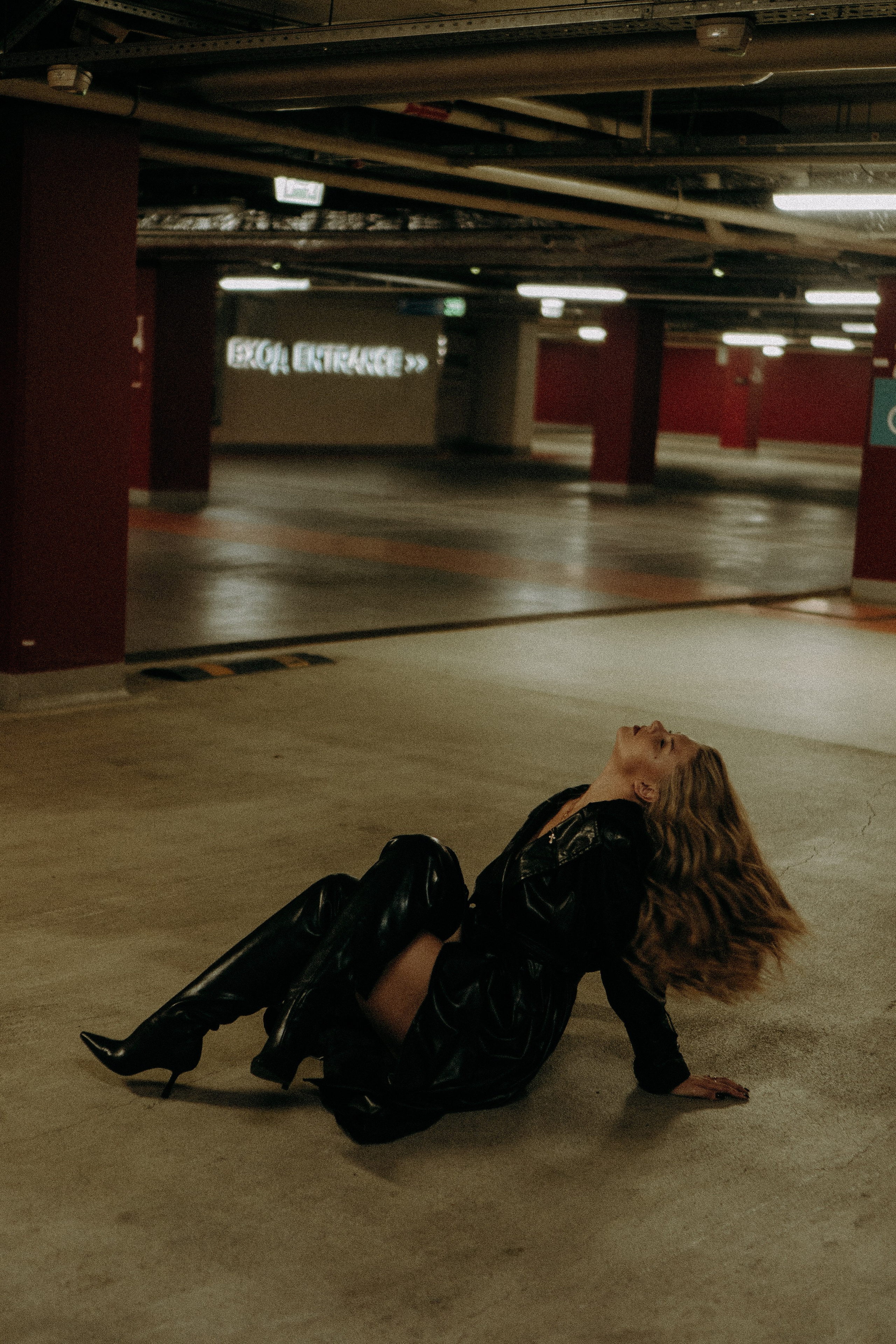 НА ПАРКОВКЕ. Профессиональный фотограф, Санкт-Петербург — Виктория Богомолова