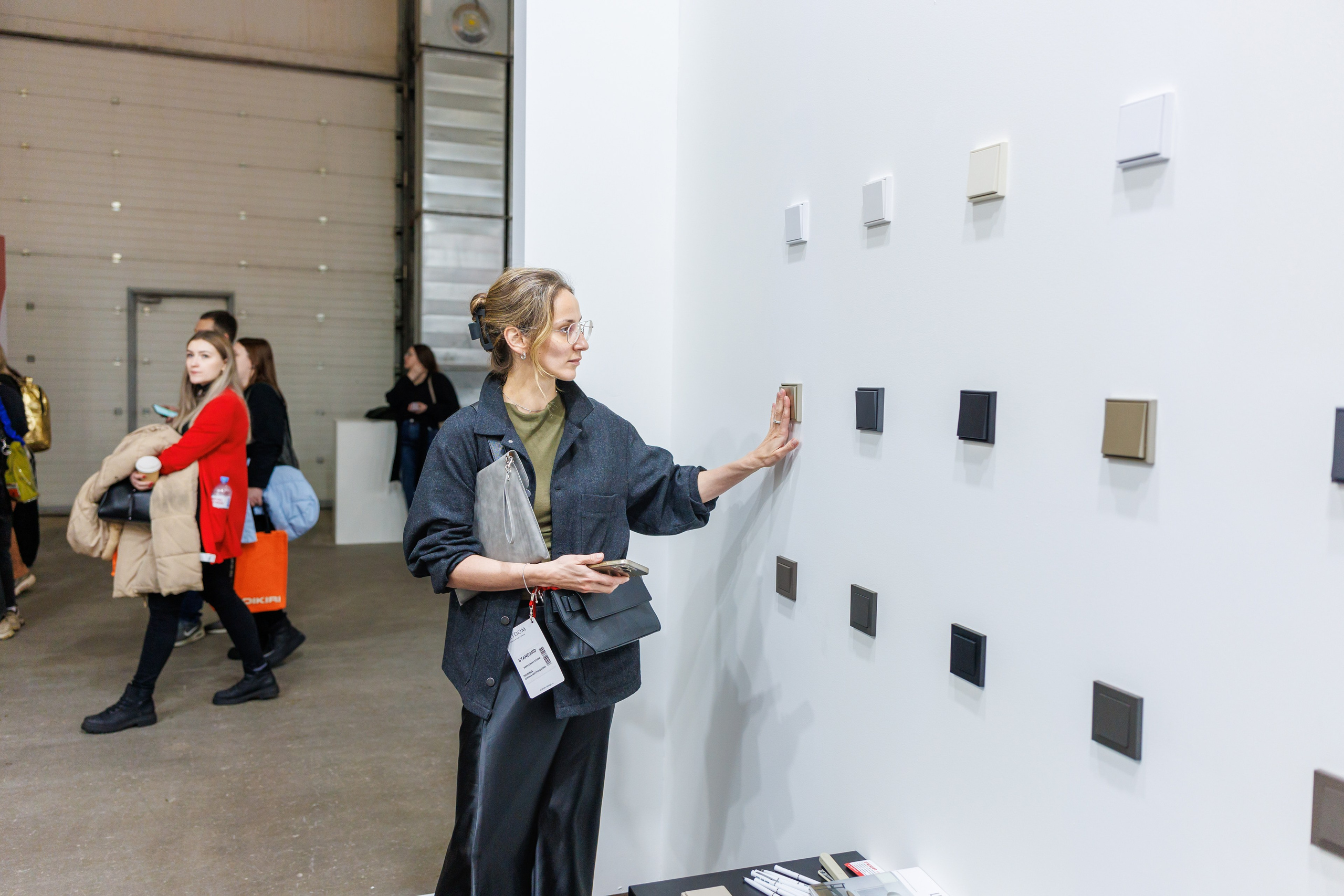 Фотосессия стенда в рамках выставки. Фотограф в Москве Дмитрий Емельянов