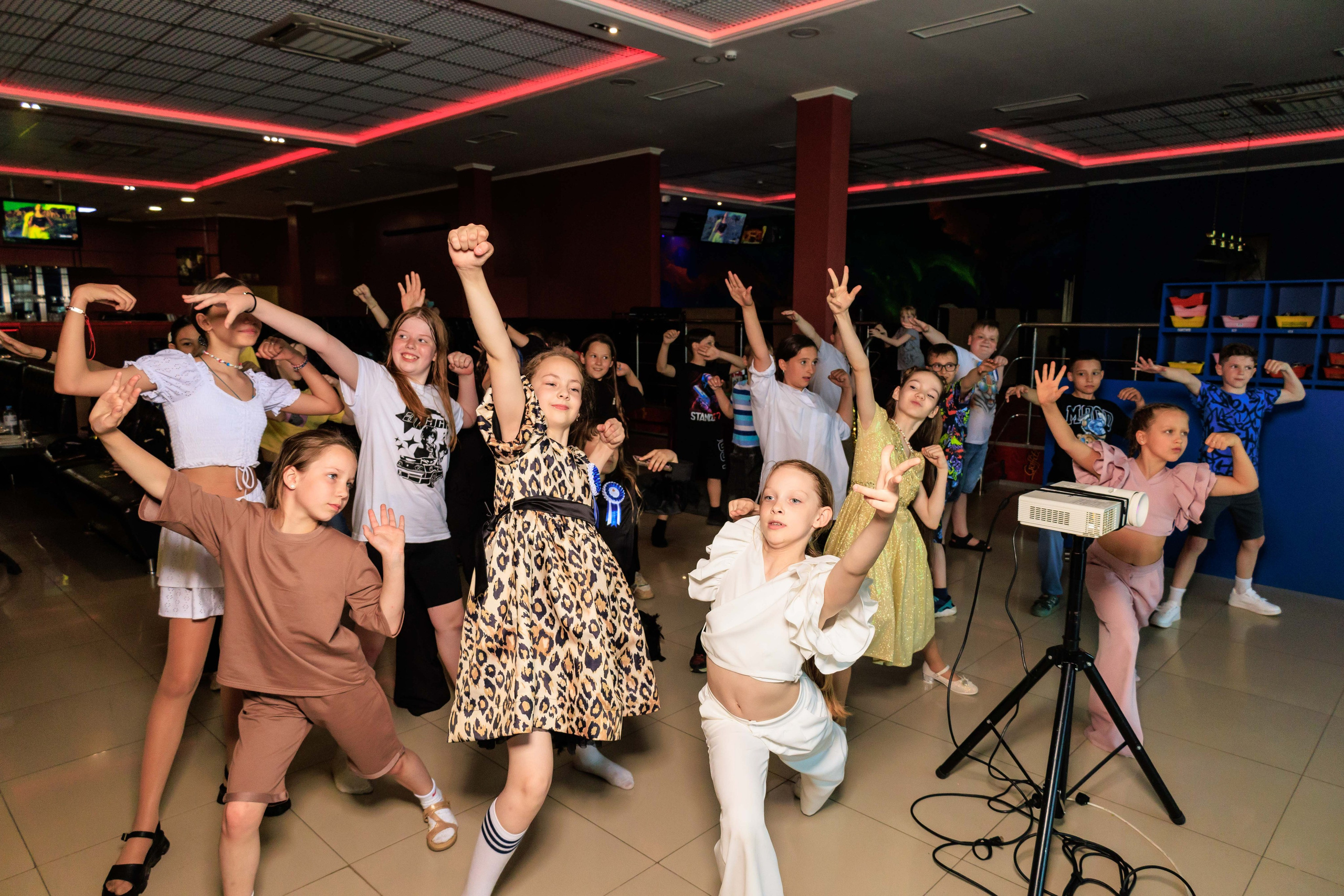 Выпускной 4 класс. Фотограф в Москве Дмитрий Емельянов