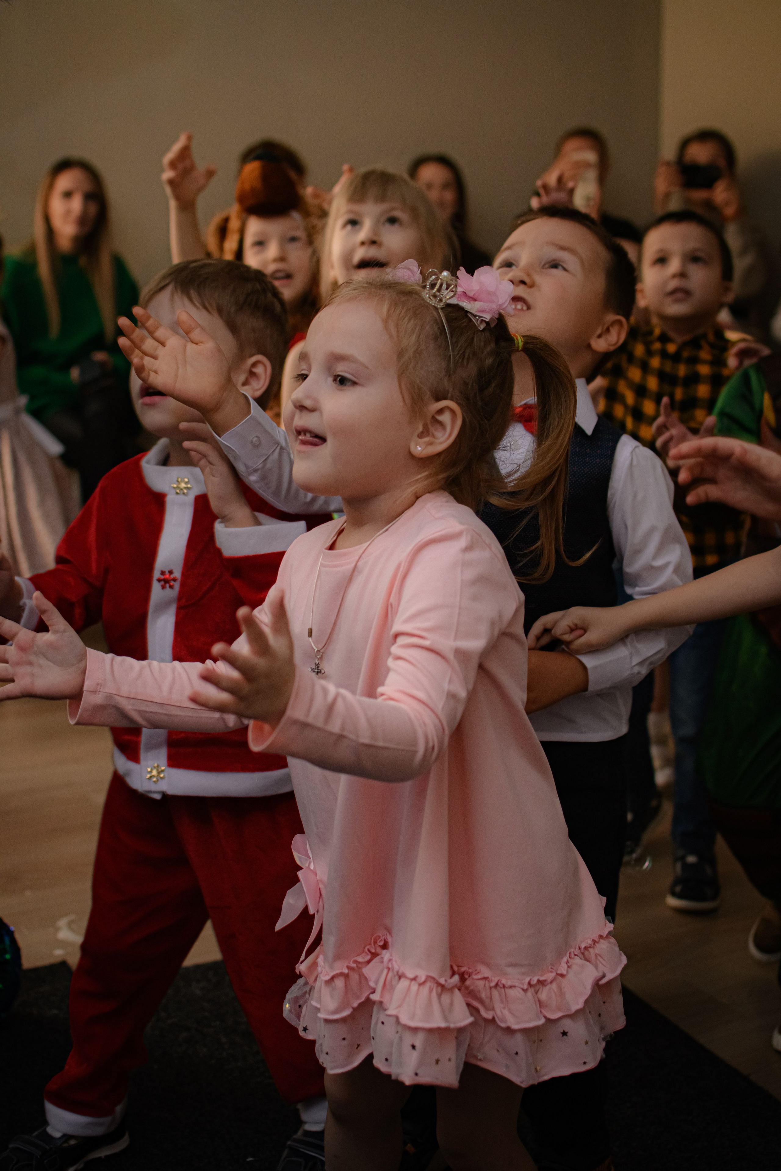 HAPPY NEW YEAR. Photokarish