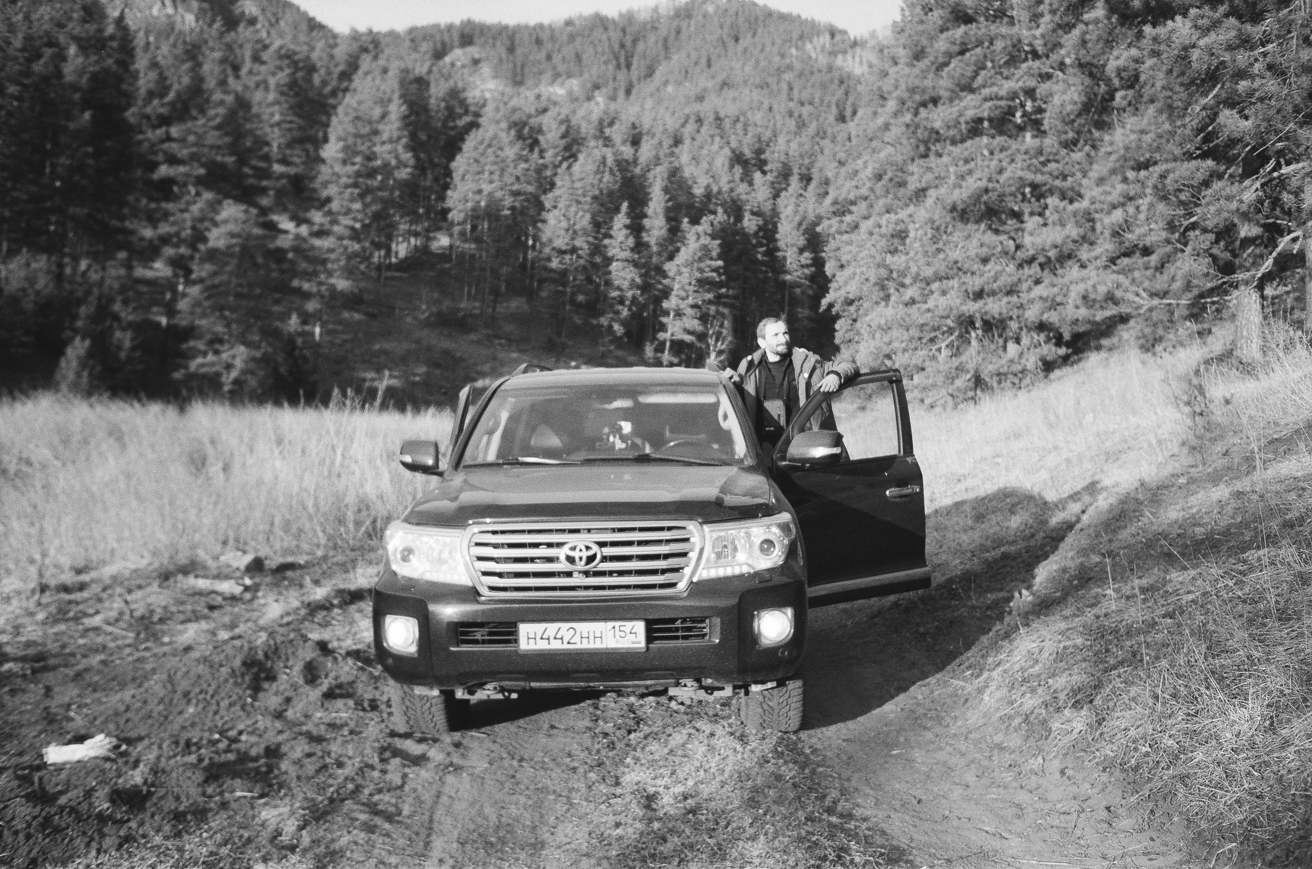 Деревня Берендеевка и кафе Лампа в верхах Алтая. Горы и поля Чемала. Фотограф-документалист Мария Осокина