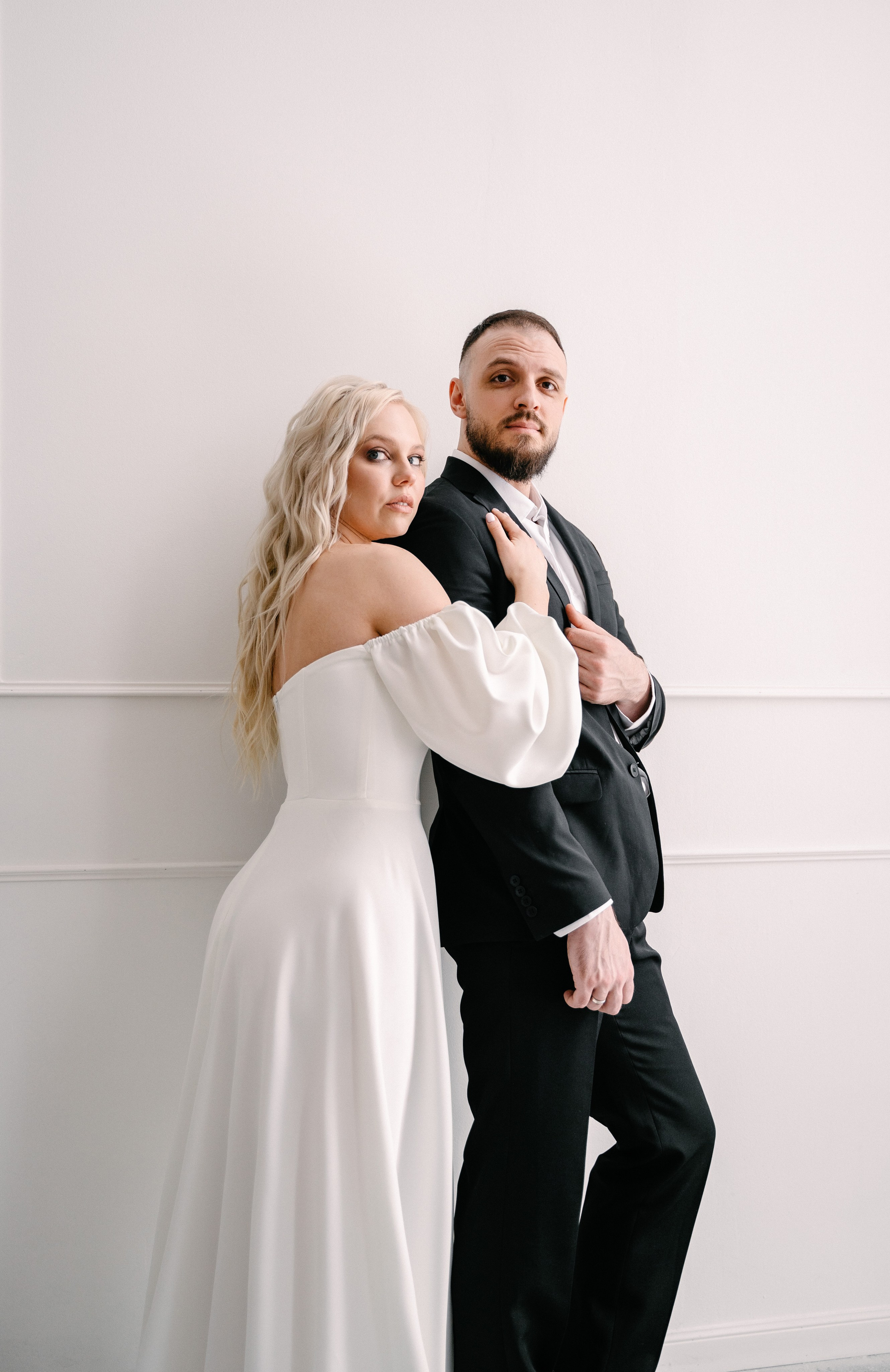 Свадебная фотосессия молодоженов в фотостудии. Свадебный и семейный фотограф из Воронежа|Москвы Бубнова Екатерина