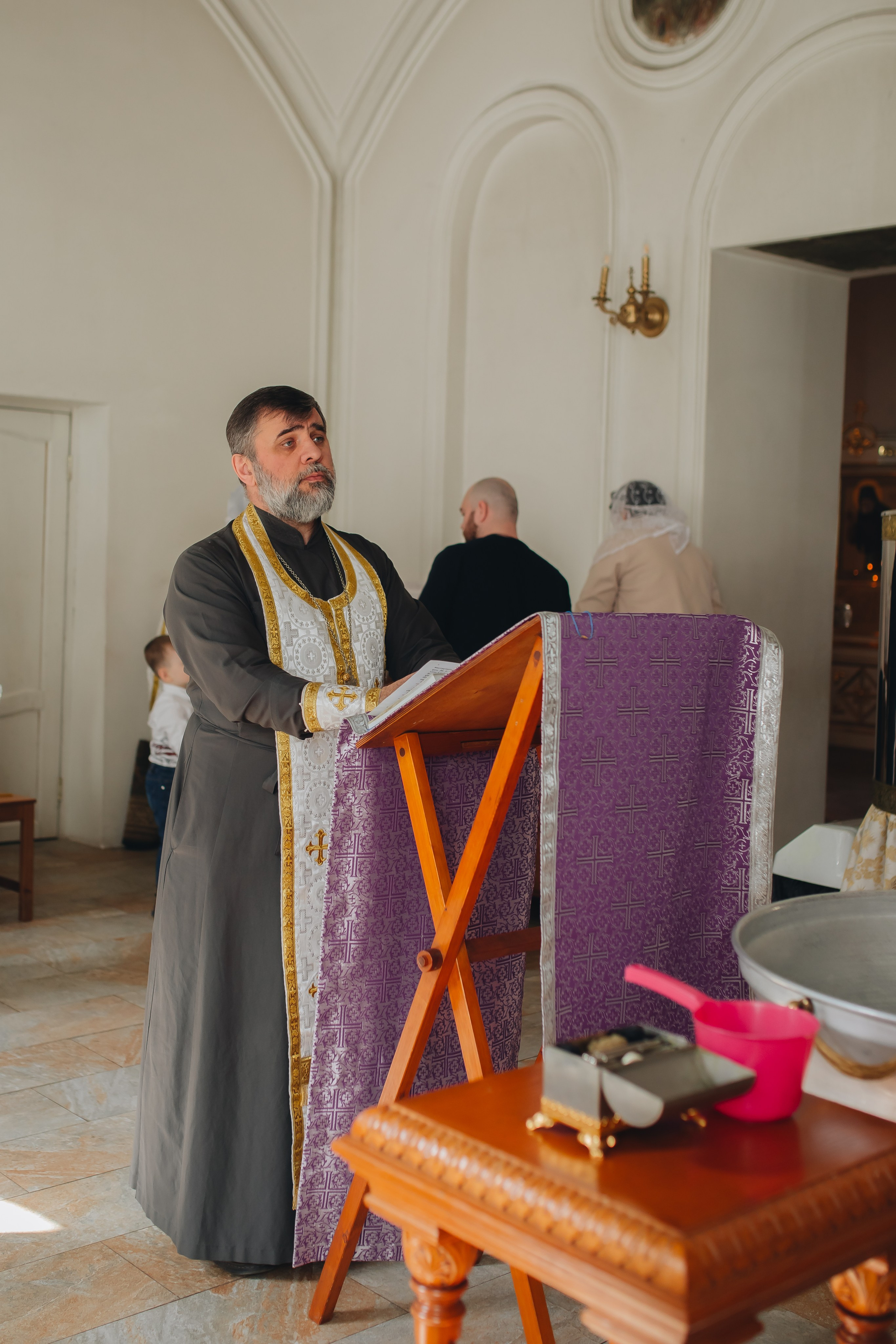 Крещение в светлом Храме. Семейный и детский фотограф в Москве Дорогова Екатерина