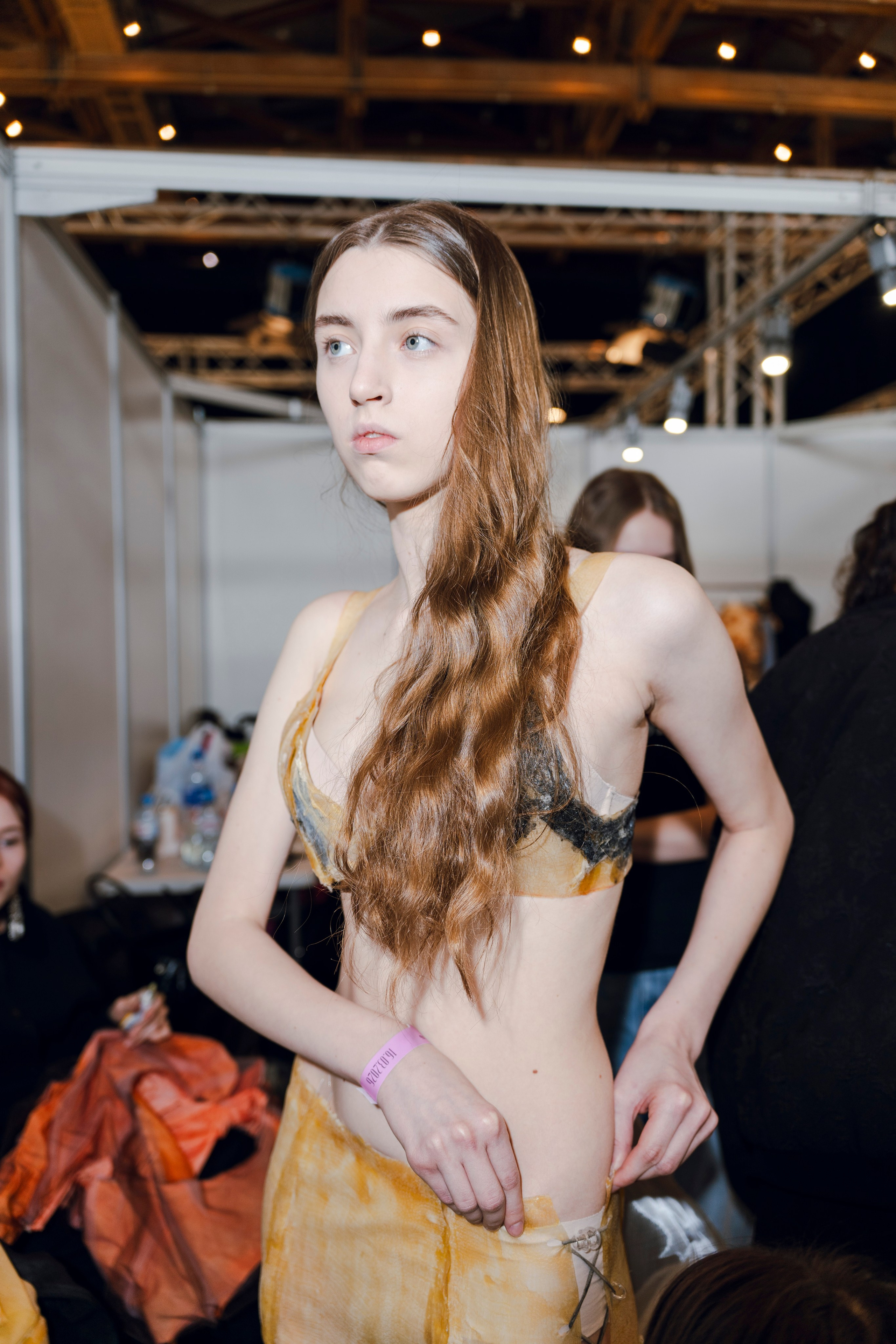 Показ Школы дизайна НИУ ВШЭ на Московской неделе моды. Фотограф в Москве Савкина Евгения