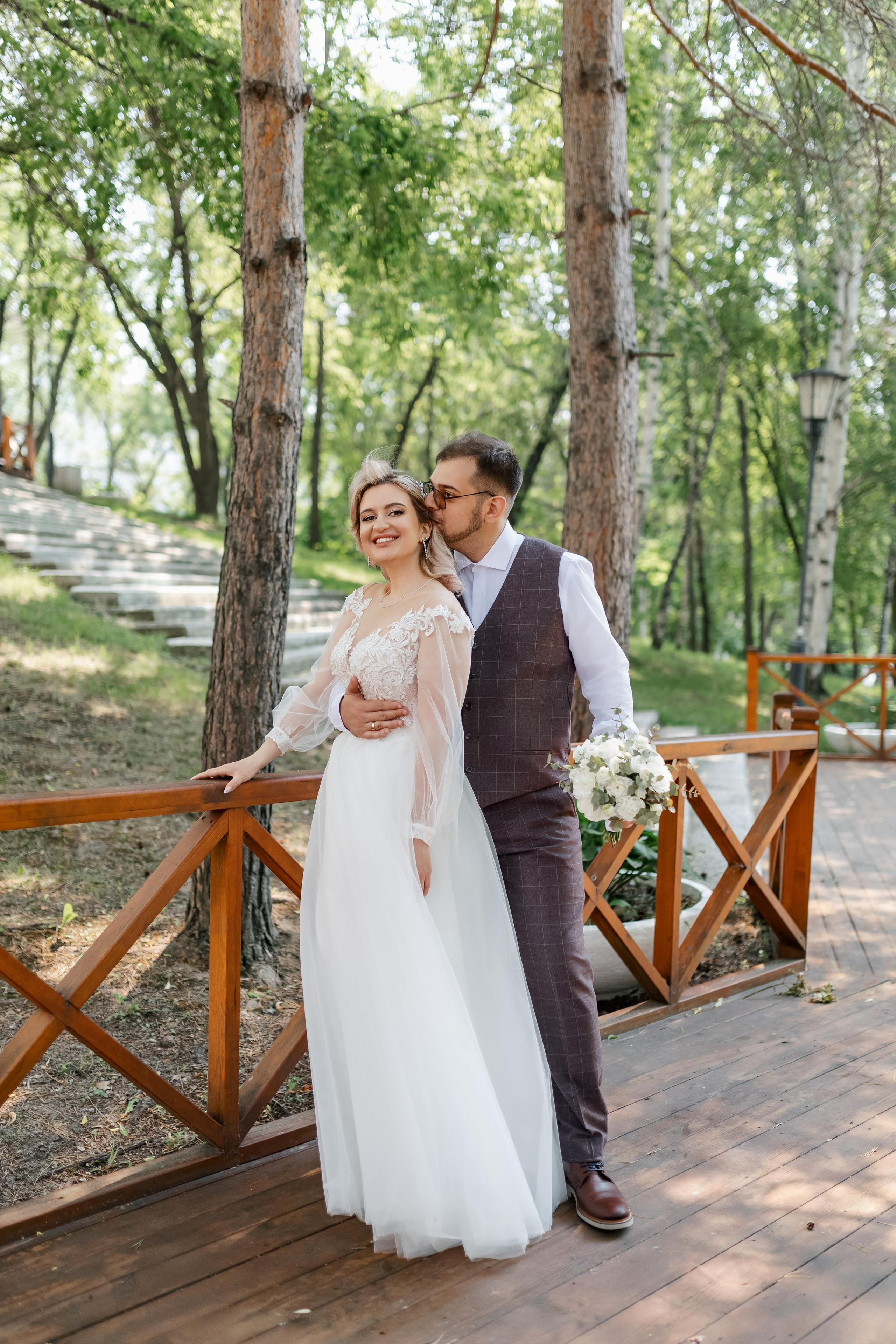 Максим и Юля. Дом офицеров. Свадебный фотограф в Хабаровске