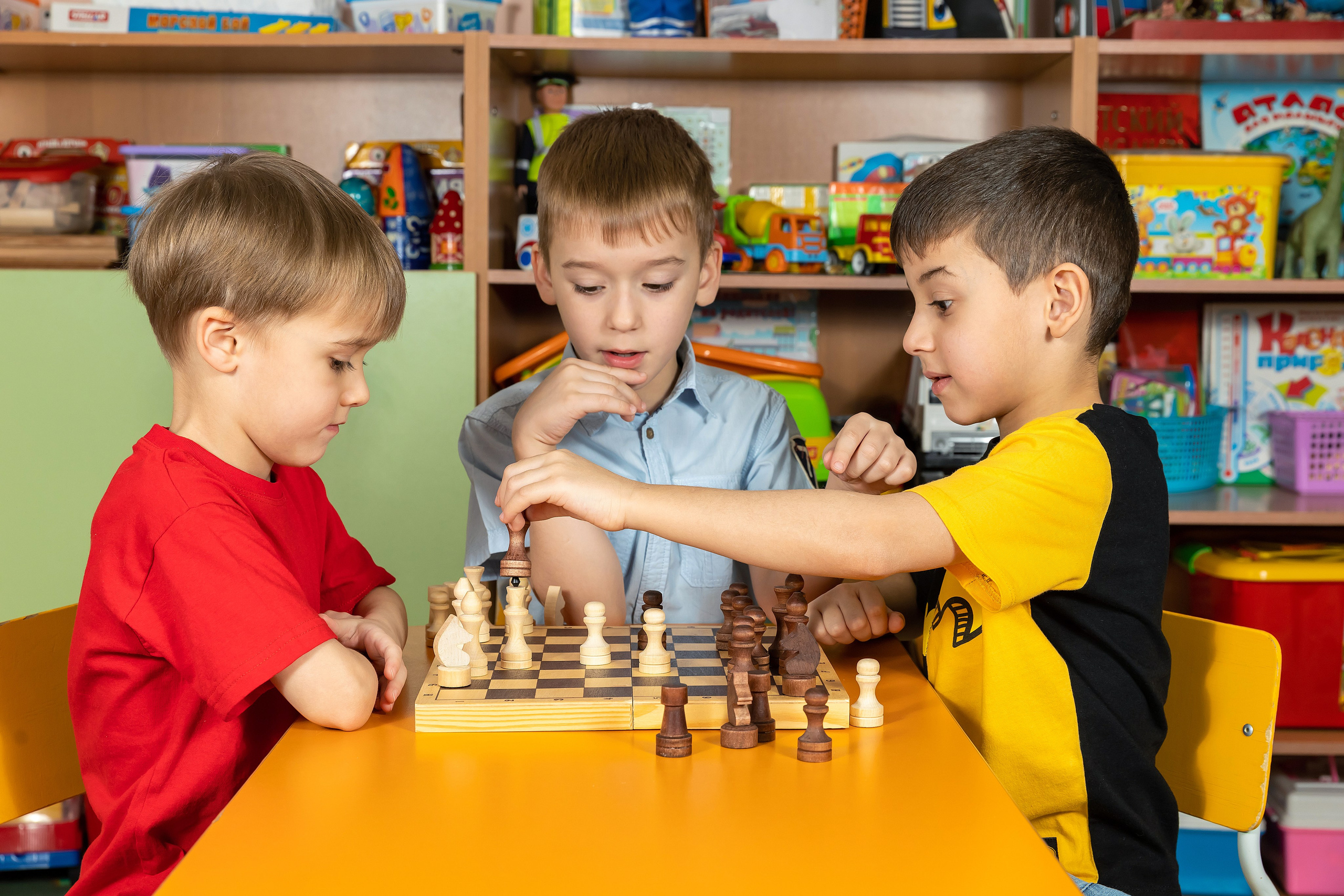 Примеры фото ДЕТСКИЙ САД. Фотограф Радужный ХМАО, Школьный фотограф, семейный фотограф, выпускной альбом