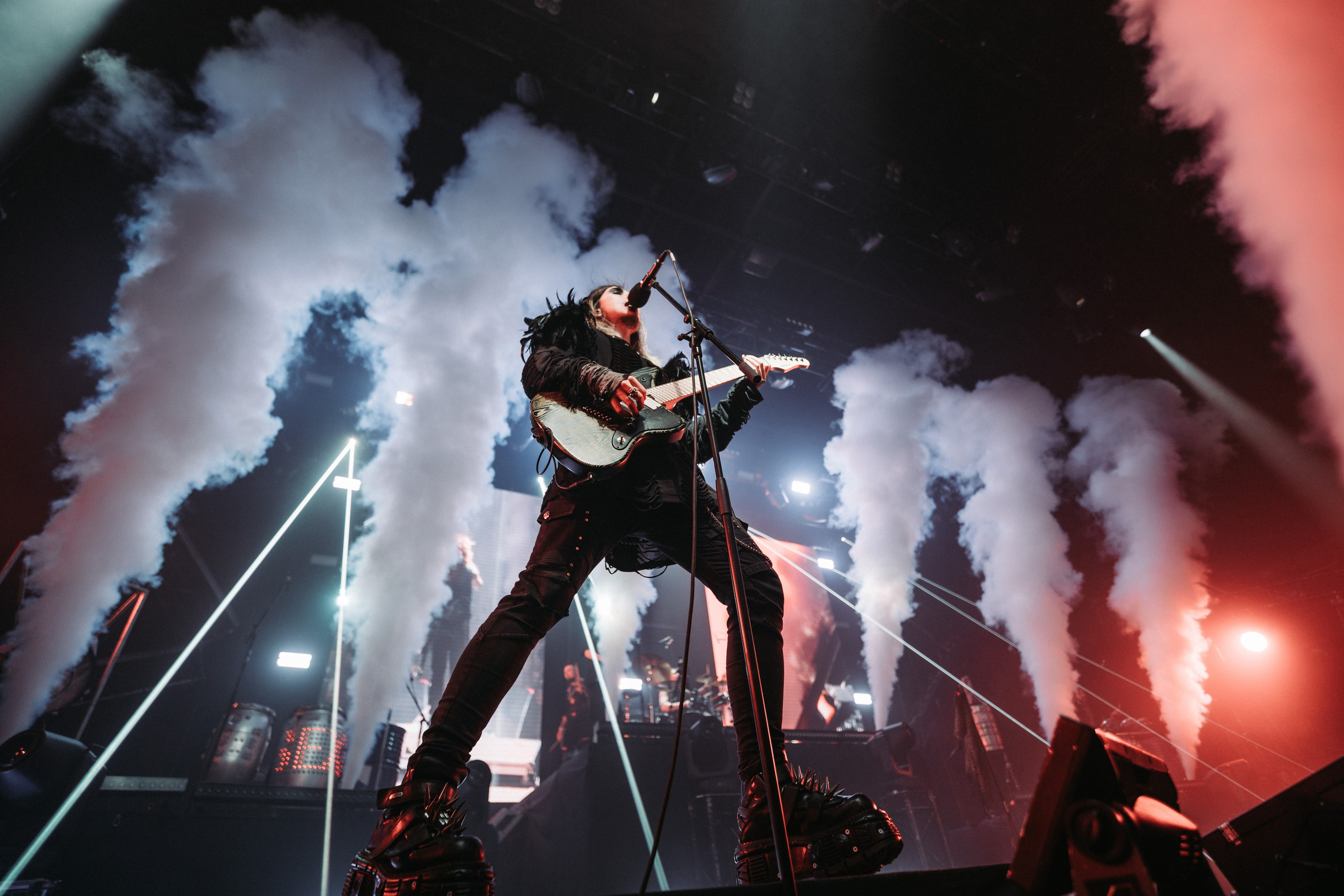 NEVERLOVE. Игорь Богатов — фотограф