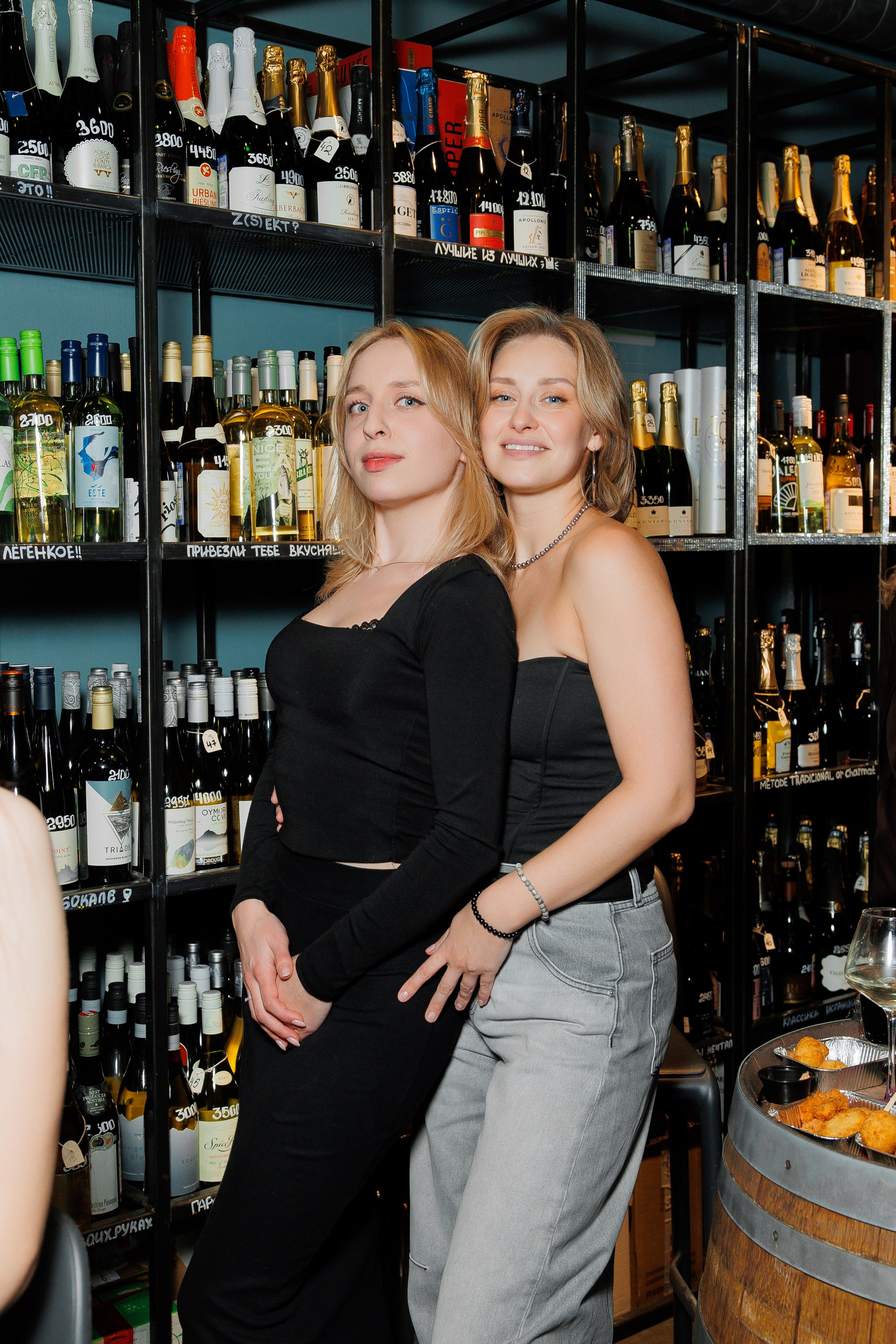 ВИНОТЕКА — 8 МАРТА. СВОИ. ФОТООТЧЕТЫ-СОБЫТИЯ-МЕСТА