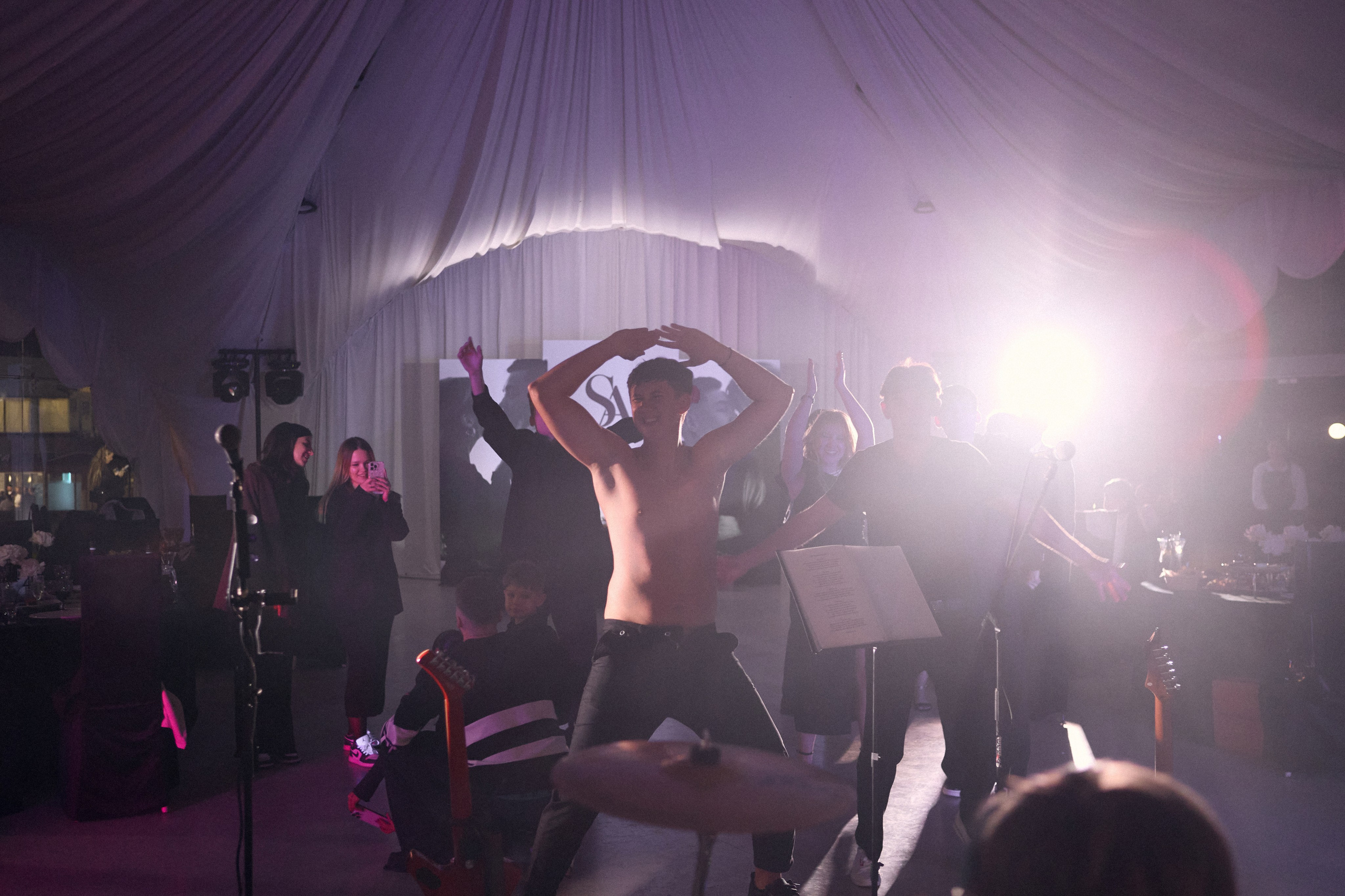 Сима и Настя 25.08.25. Фотограф Екатерина Чупина