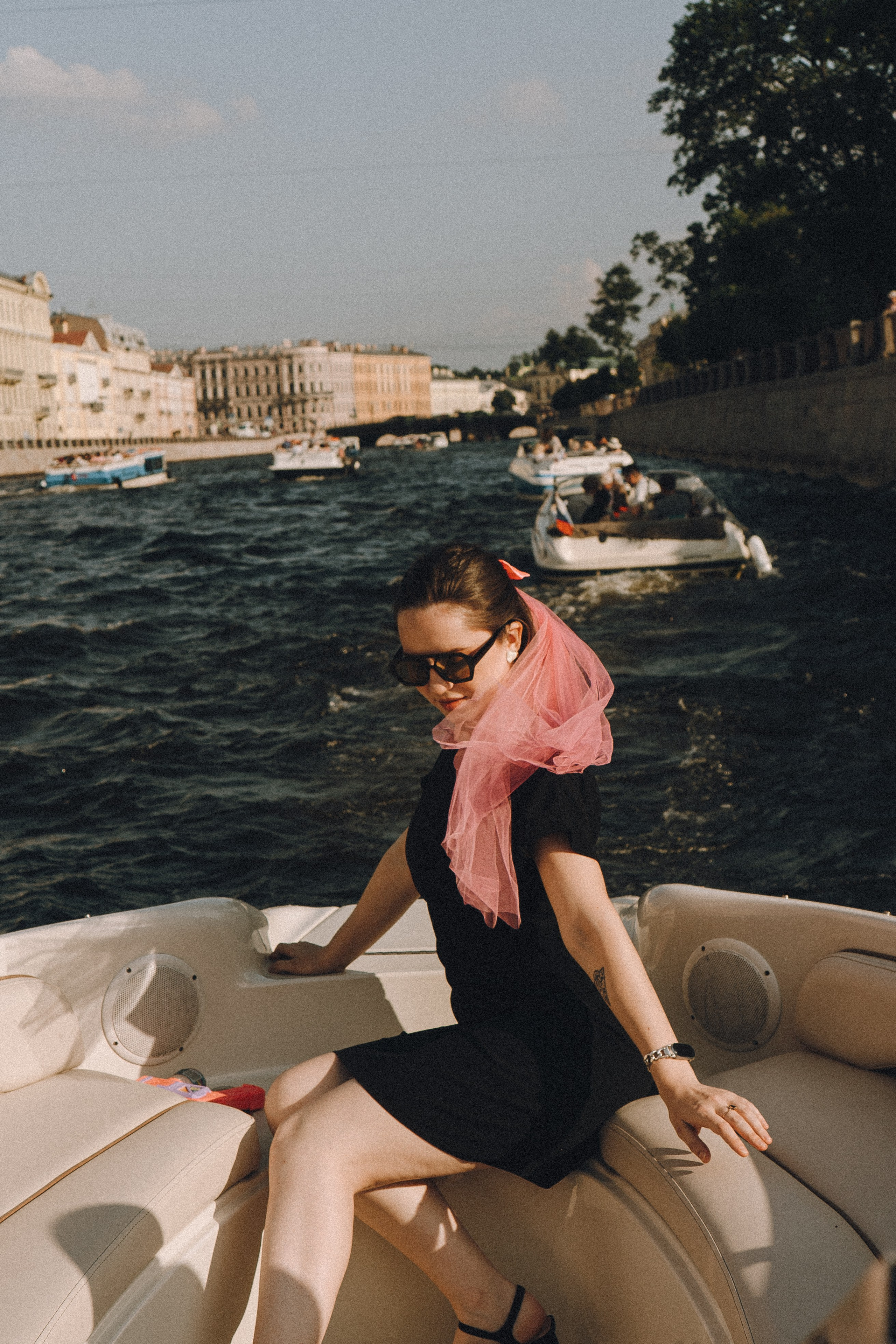 ДЕВИЧНИК НА КАТЕРЕ. Профессиональный фотограф, Санкт-Петербург — Виктория Богомолова