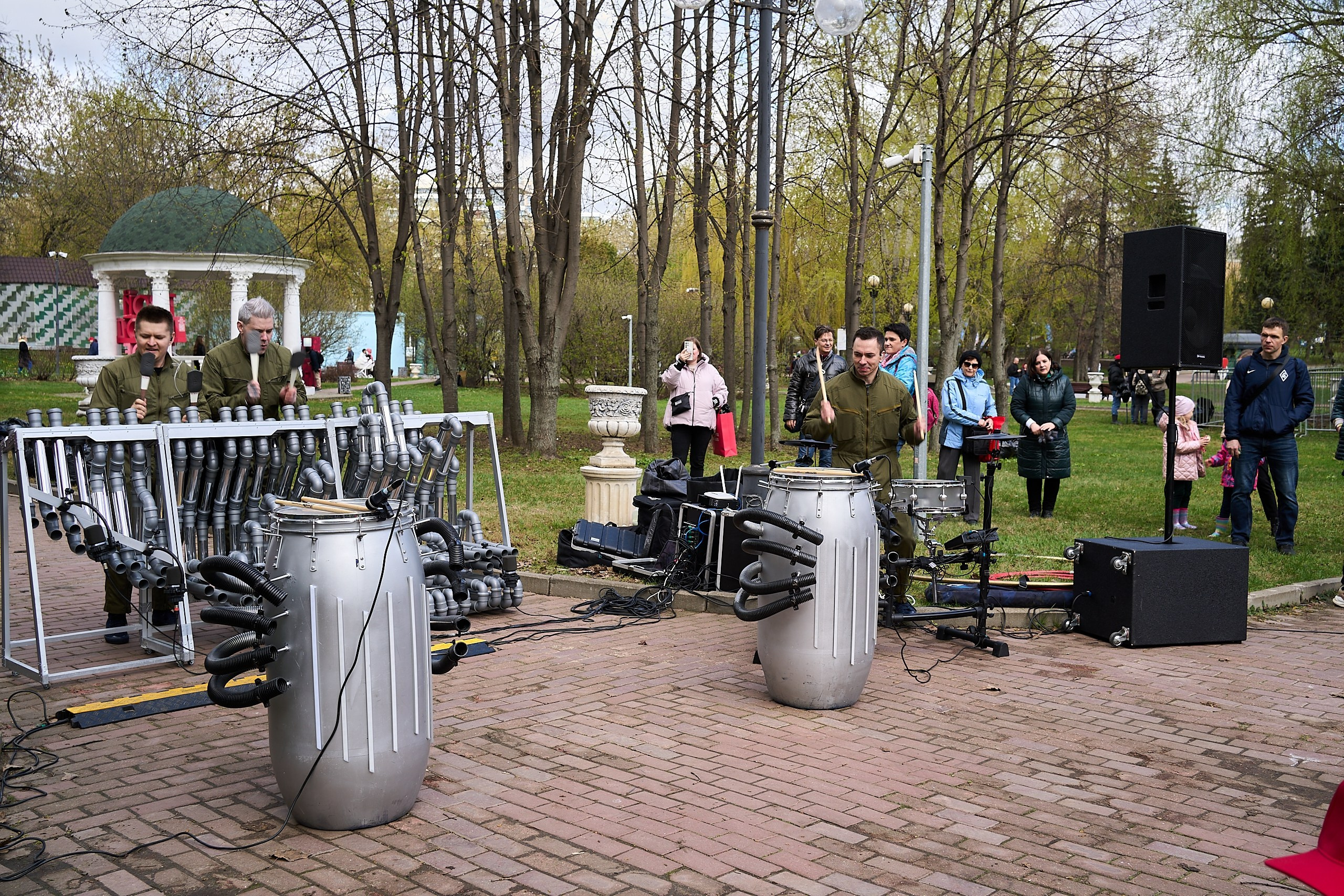 Субботник у Управления делами Мэра и Правительства Москвы. Фотограф и Видеограф в Москве. Олег Корушев