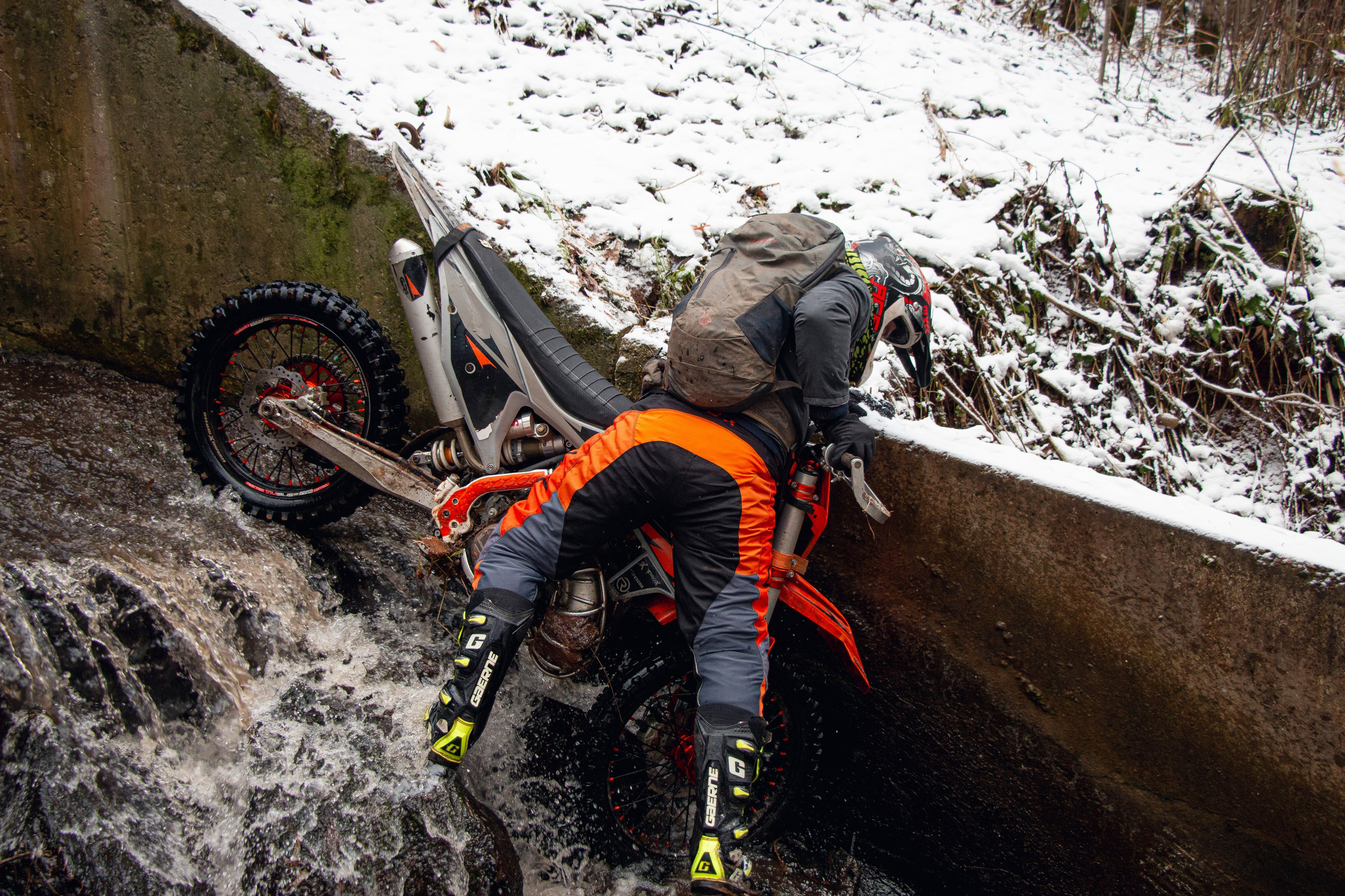 Эндуро-осень. Олег Романов. Мастер фото по спорту