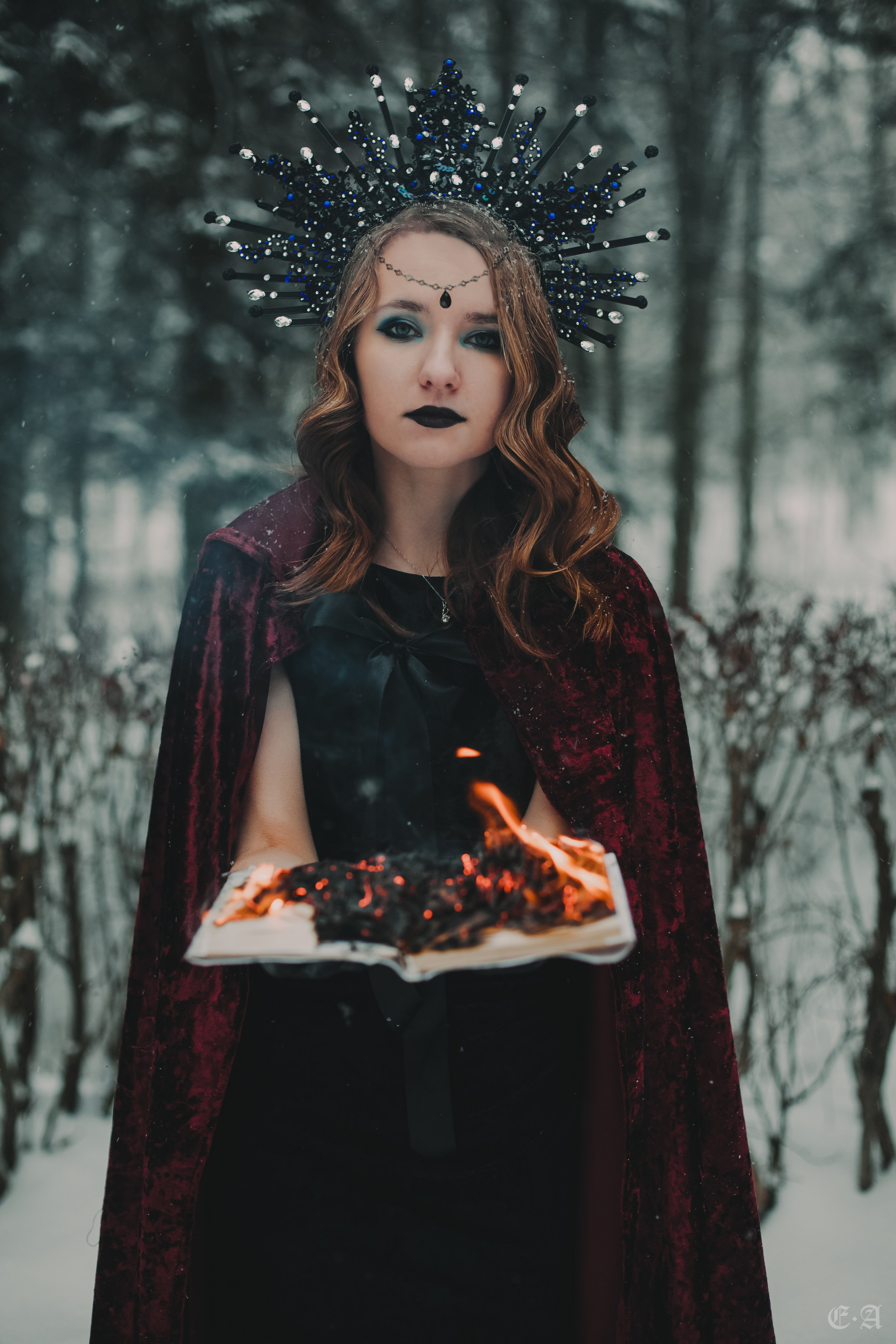 Зимняя сказка для Witch Light. Фотограф Ellairen
